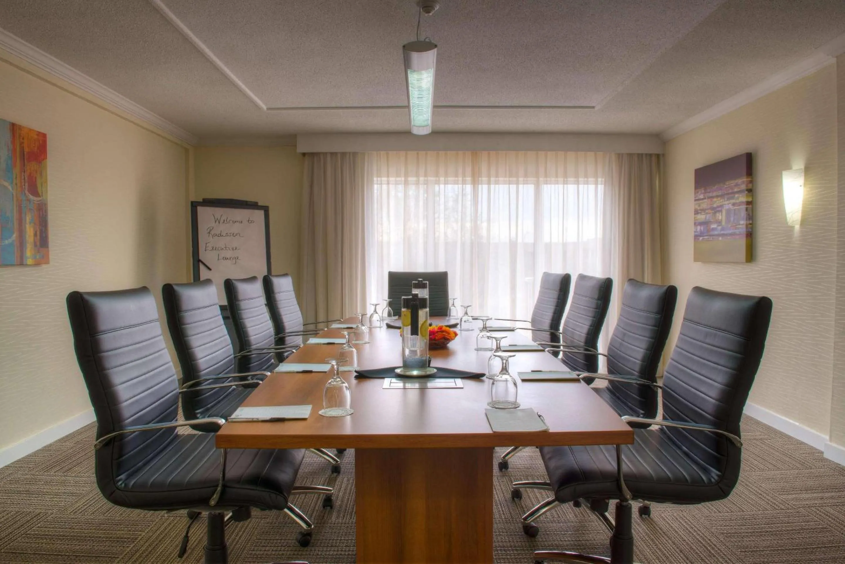 Meeting/conference room in Radisson Hotel Sudbury