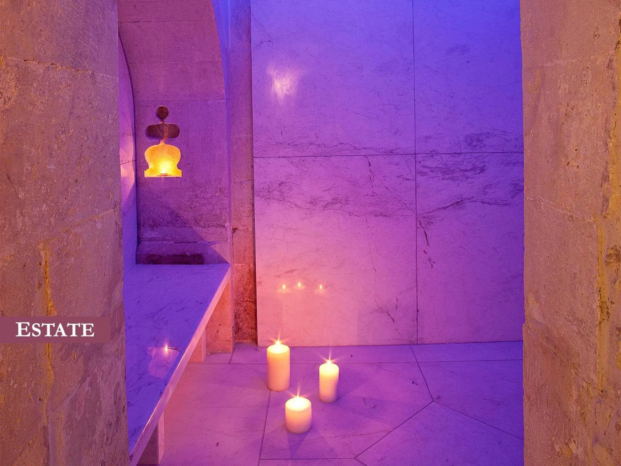 Steam room, Bed in Rimondi Estate