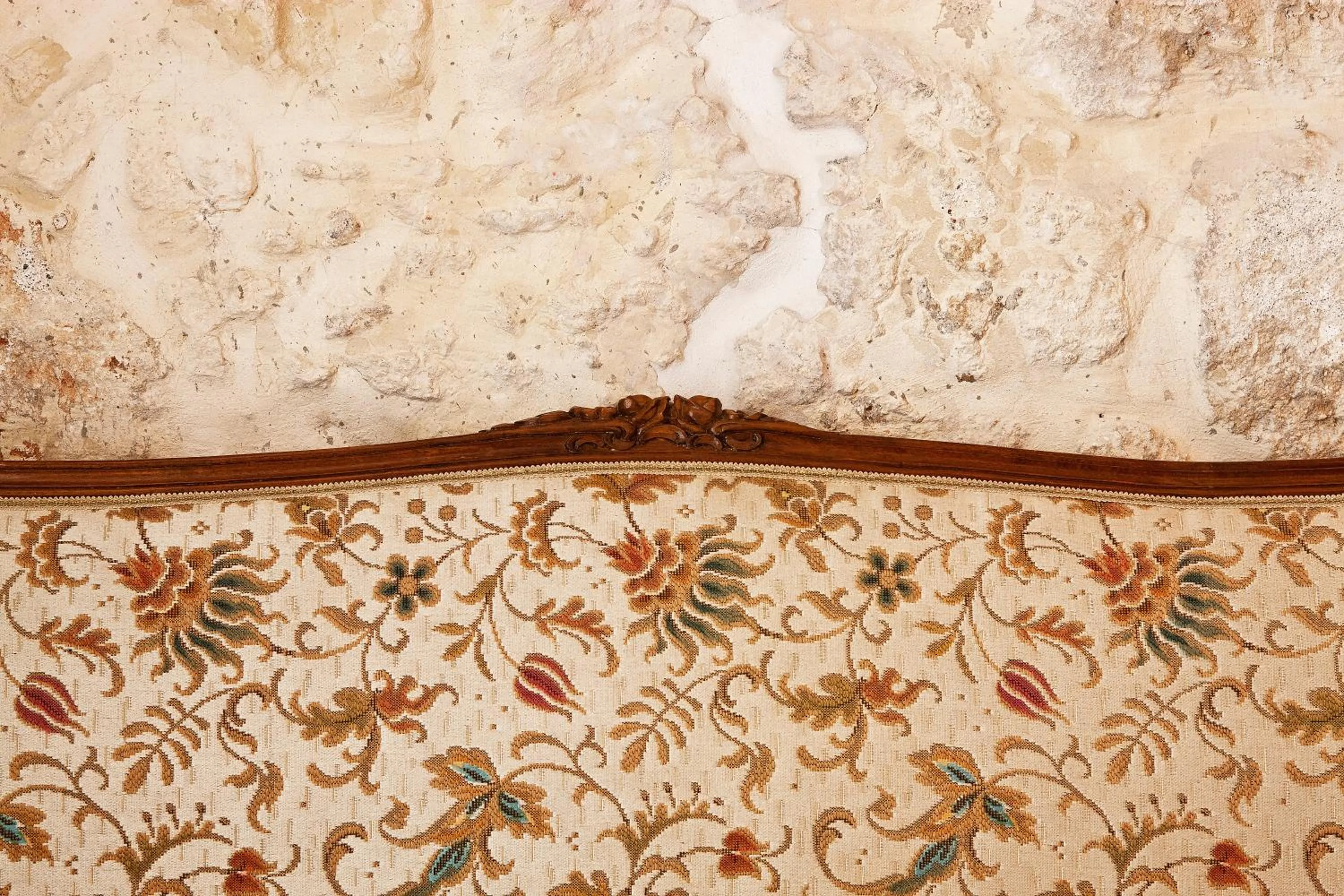 Decorative detail in Rimondi Estate