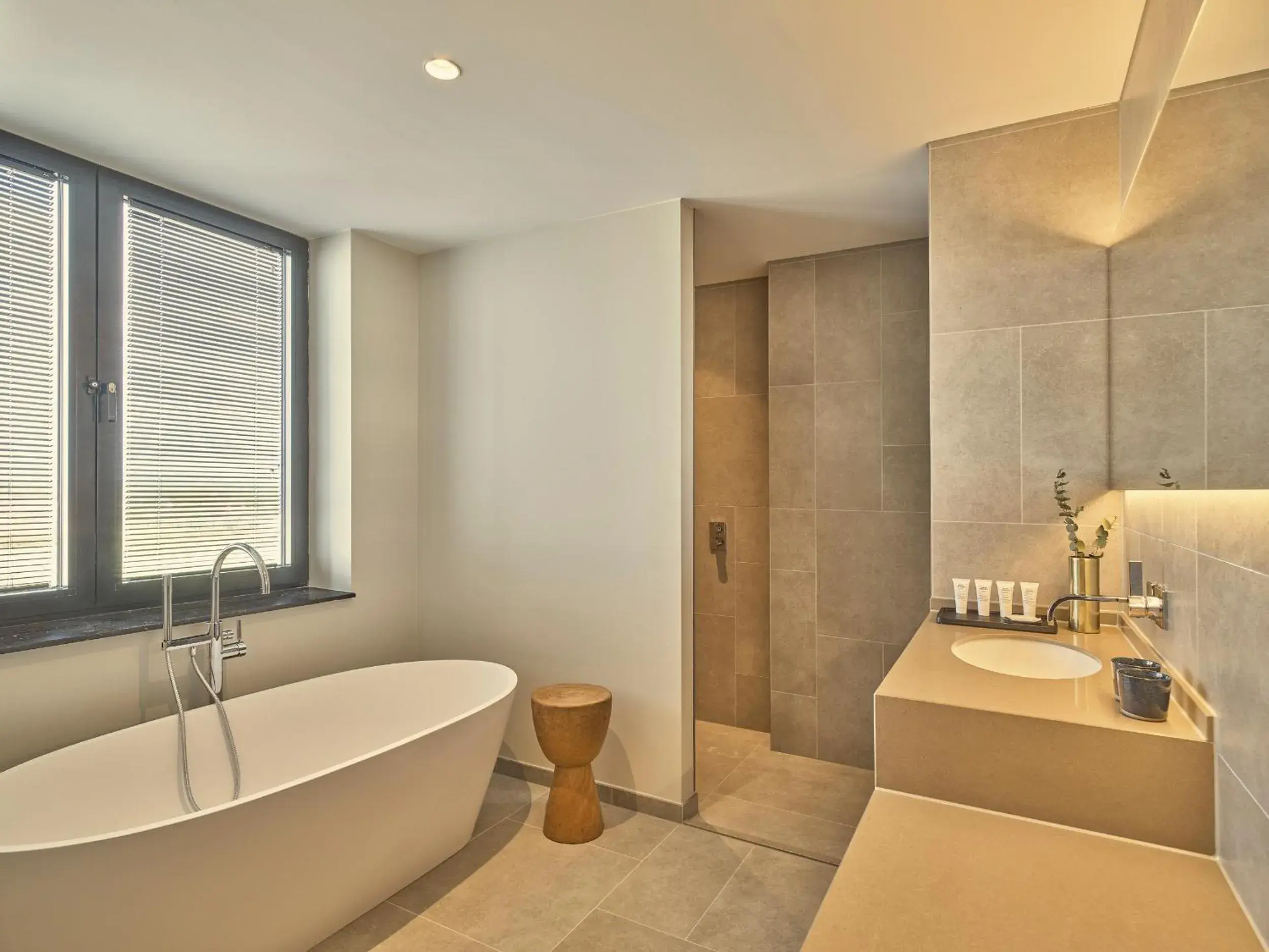 The Corner Suite Landview in Hotel de Blanke Top The Corner Suite Landview in Hotel de Blanke Top