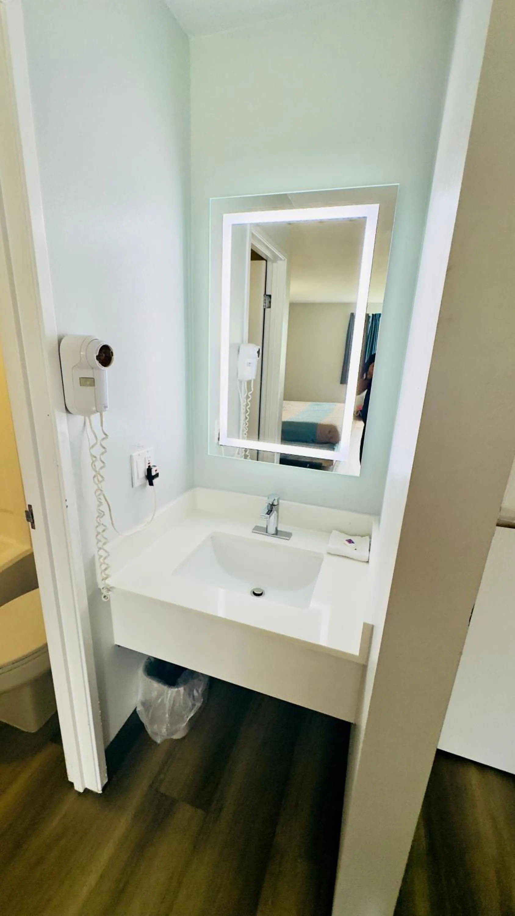 Bathroom in Motel 6 McGraw, NY - Cortland