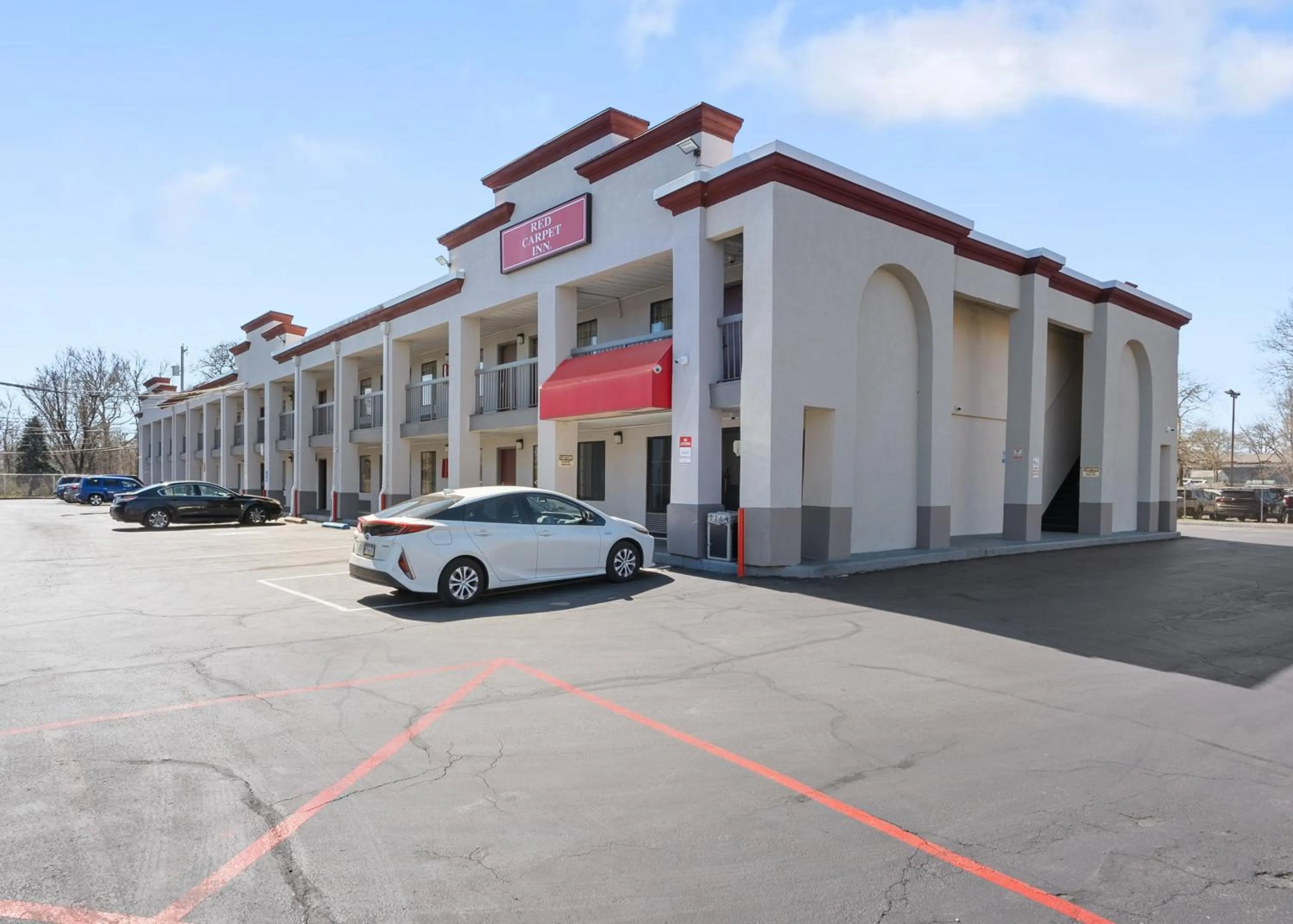Property building in Red Carpet Inn Philadelphia Airport
