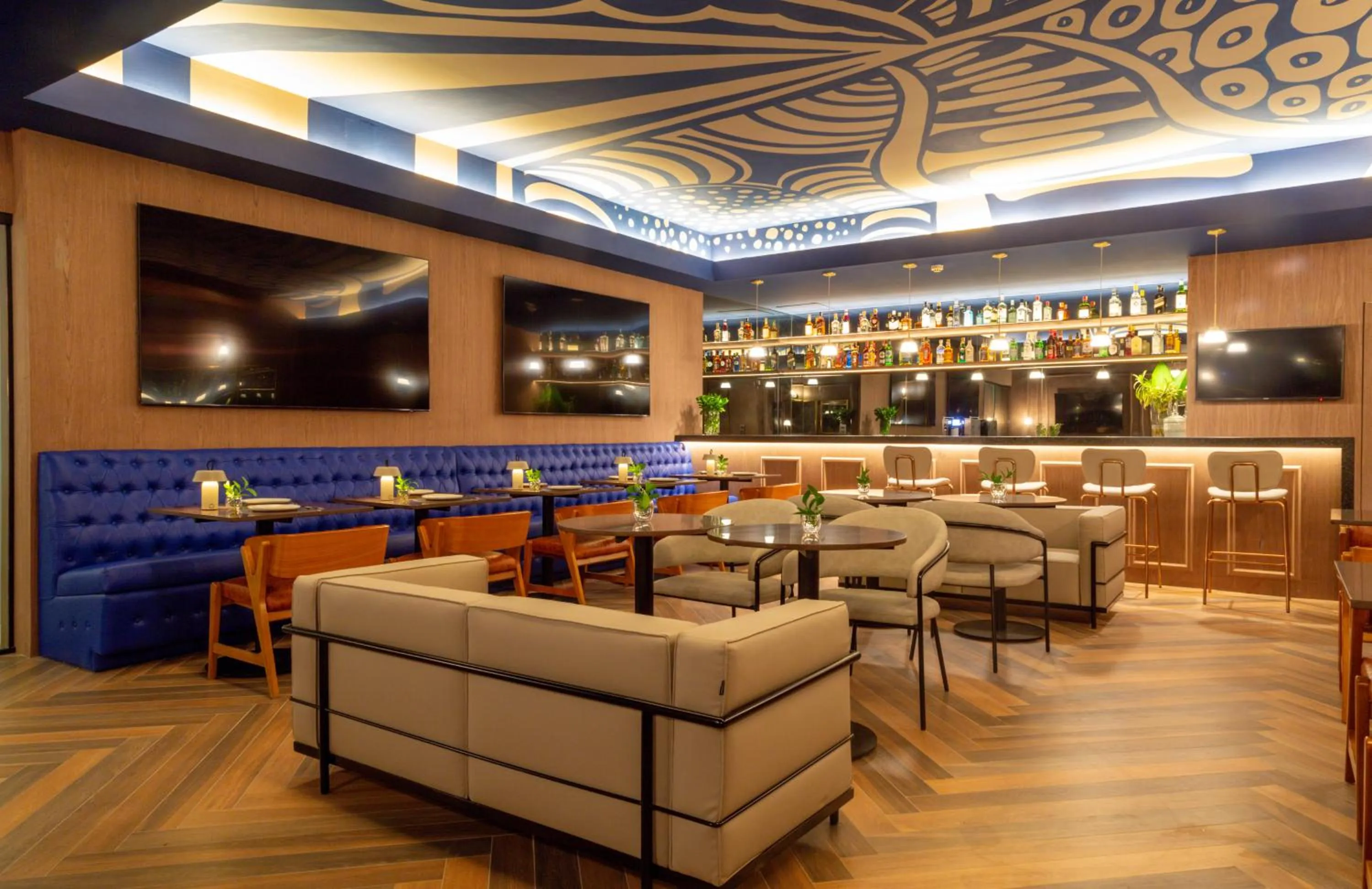 Lounge or bar in Blue Tree Towers Rio Poty