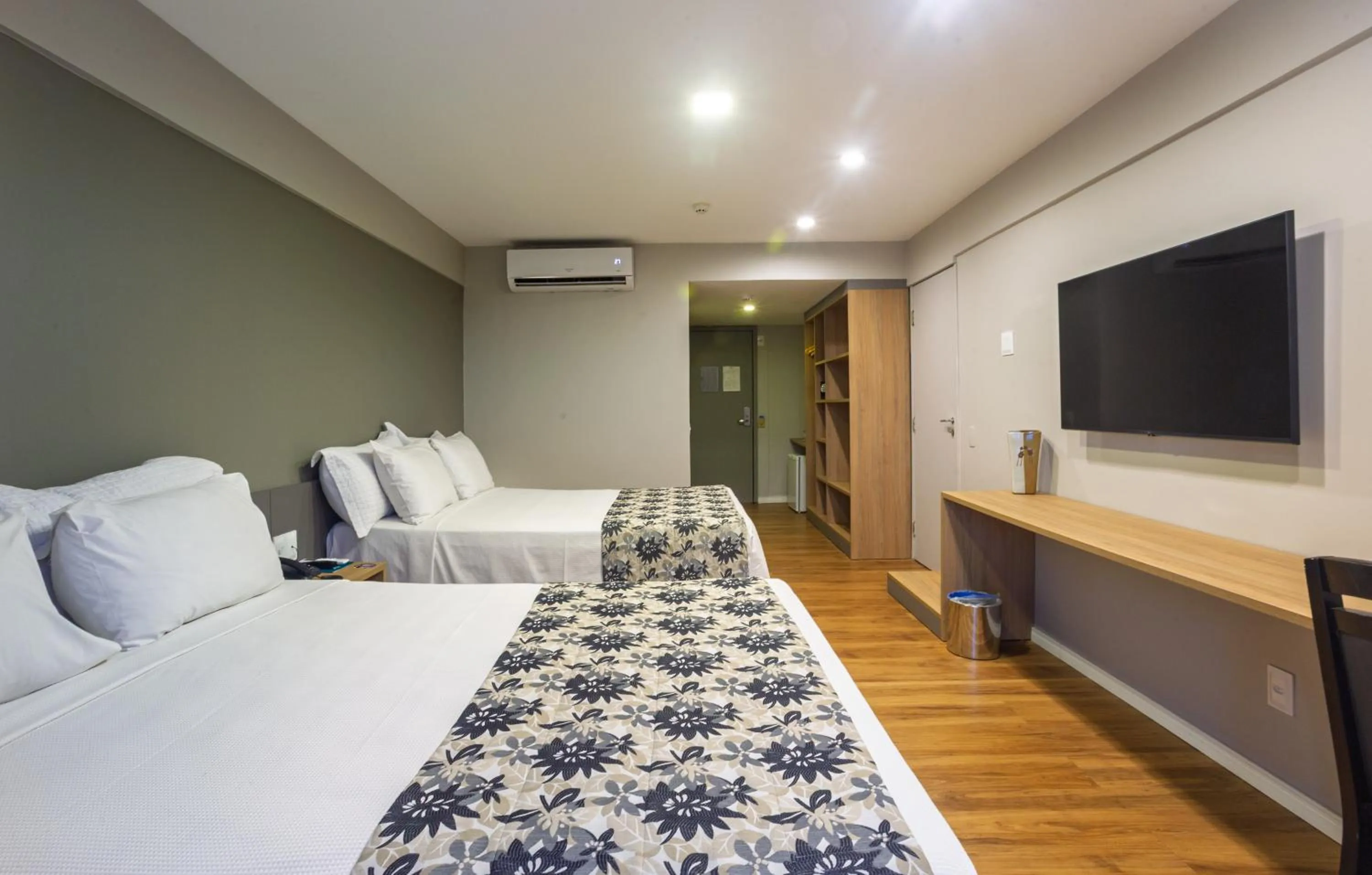 Bed in Blue Tree Towers Rio Poty