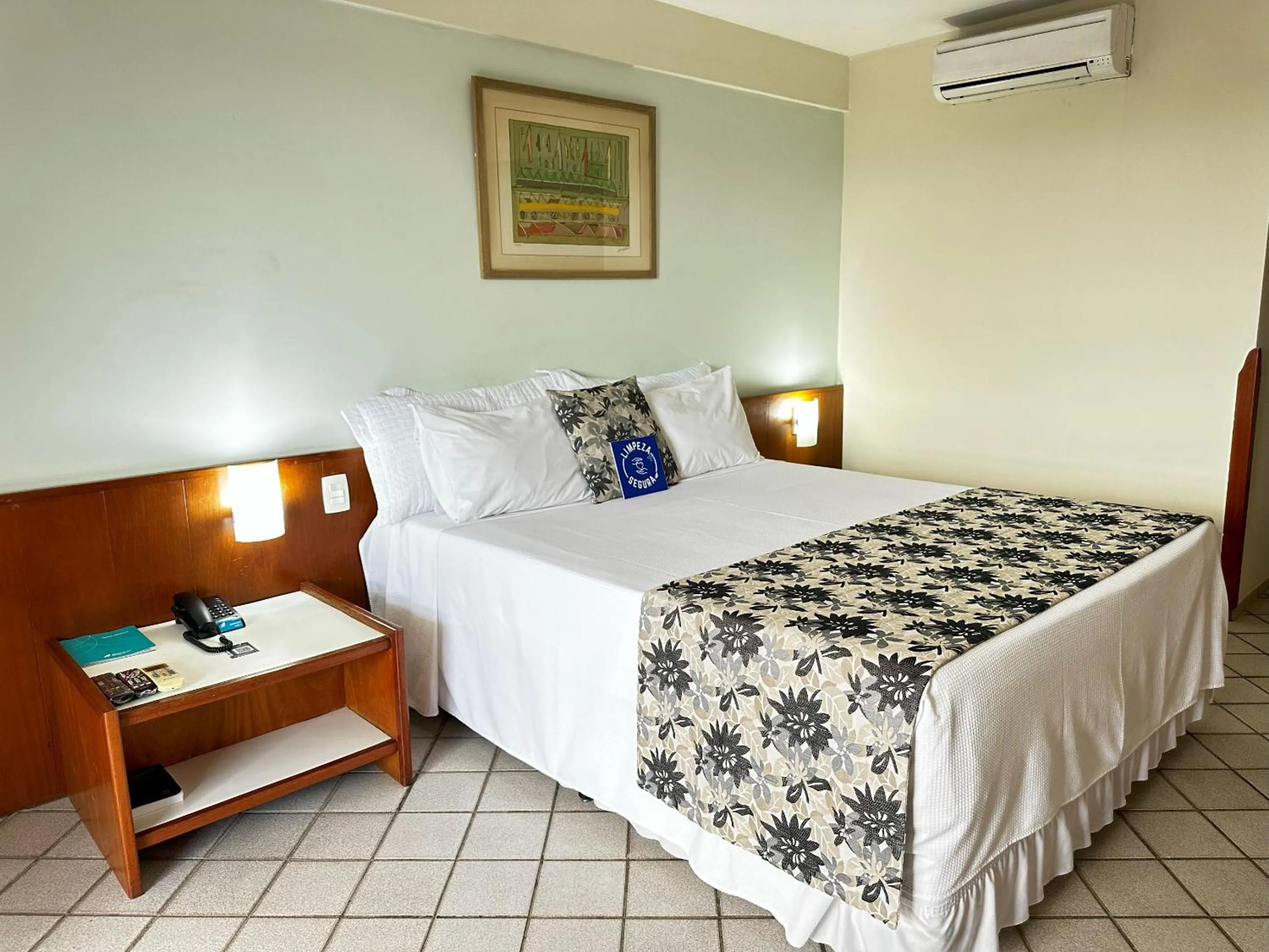 Bed in Blue Tree Towers Rio Poty