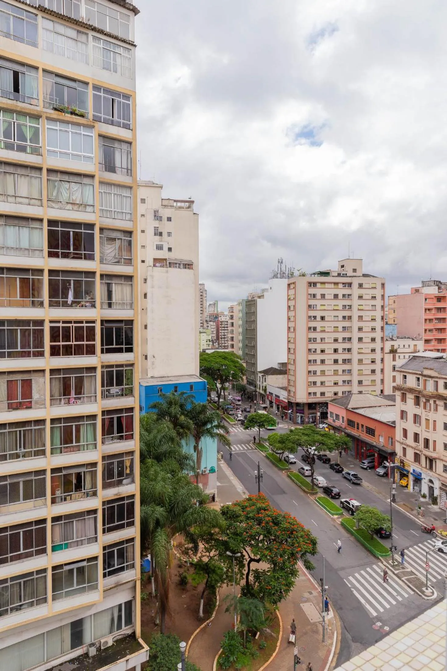 Street view in Hotel Rojas All Suite