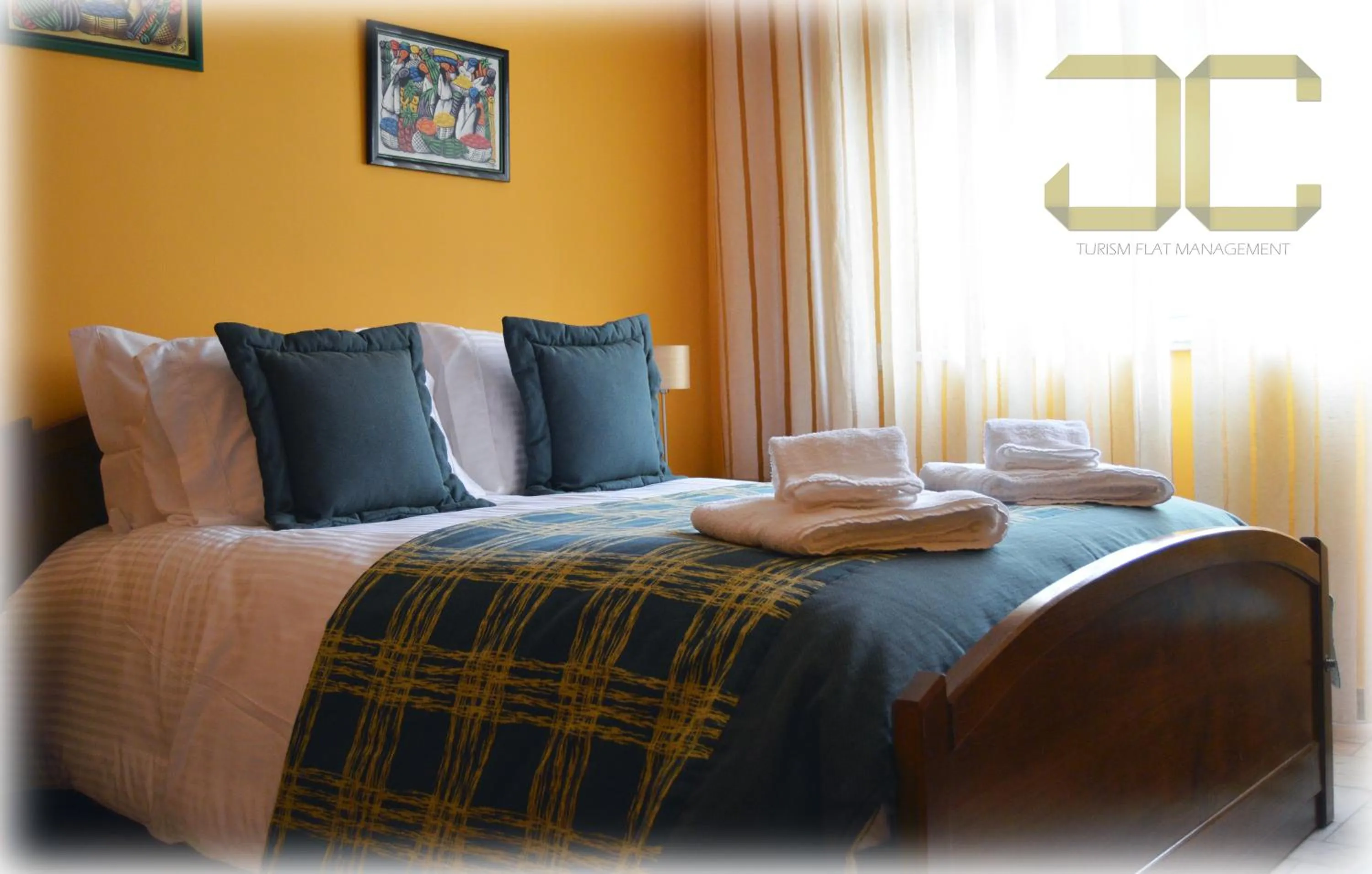 Learn Porto Apartment by JC