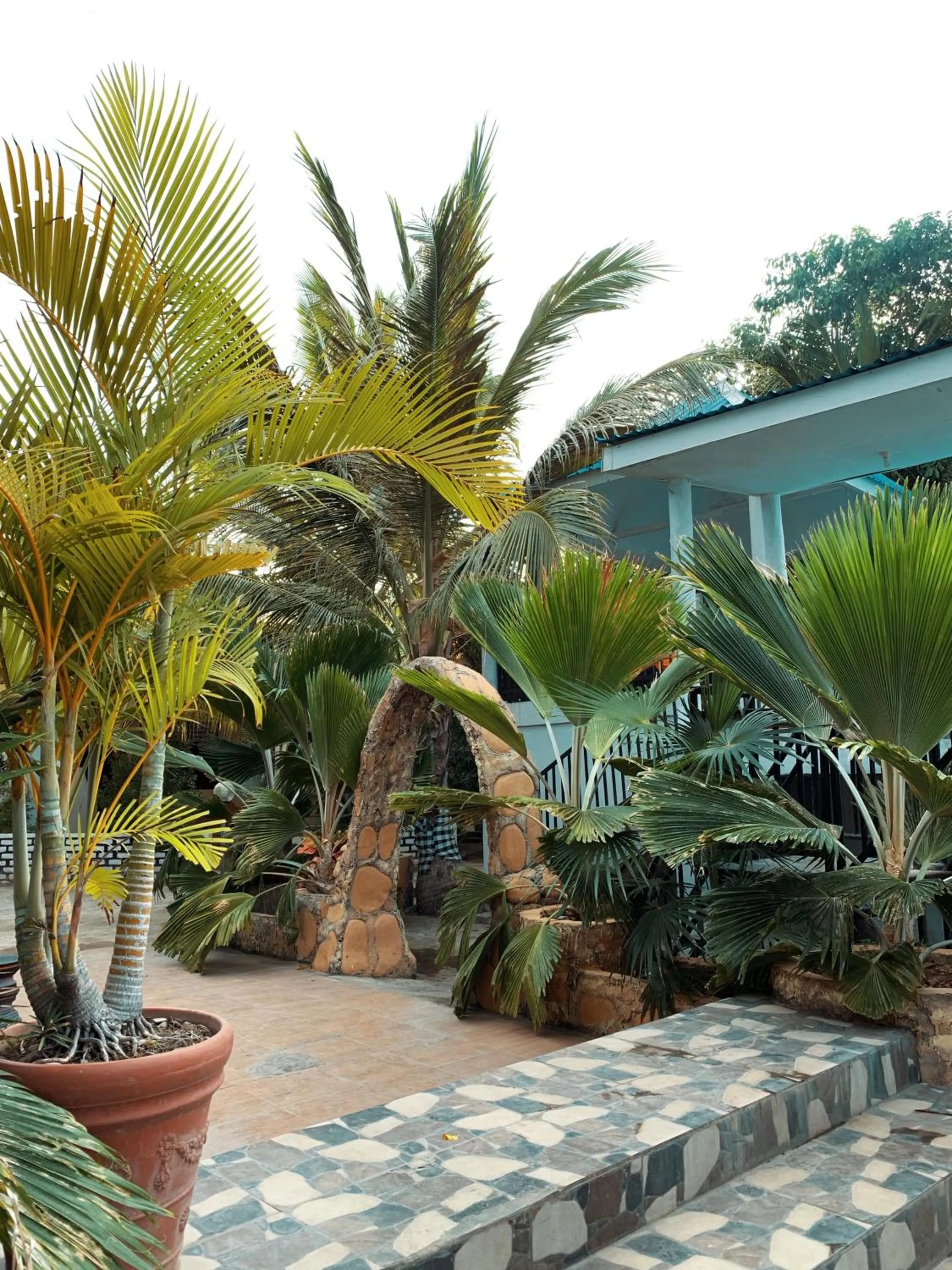 FX72 Beach Resort Maumere