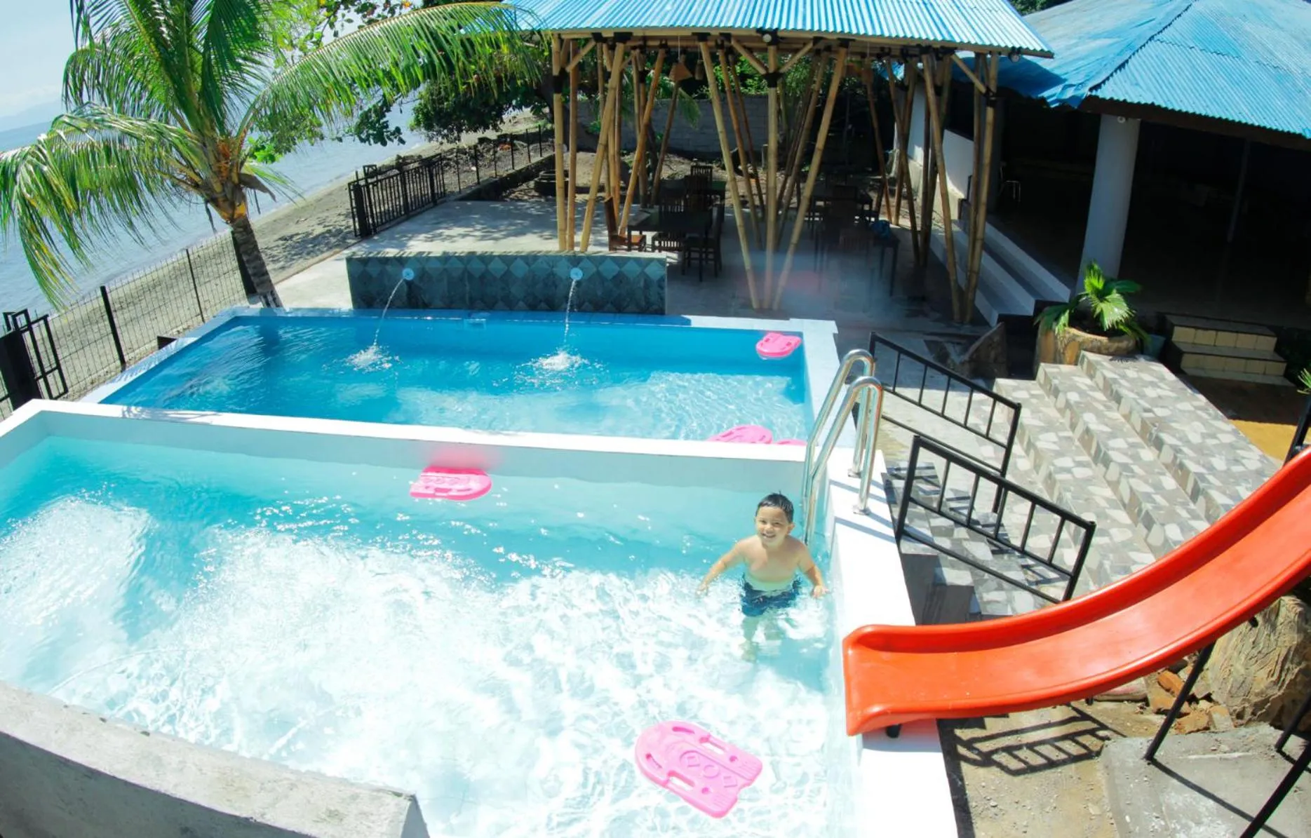 FX72 Beach Resort Maumere