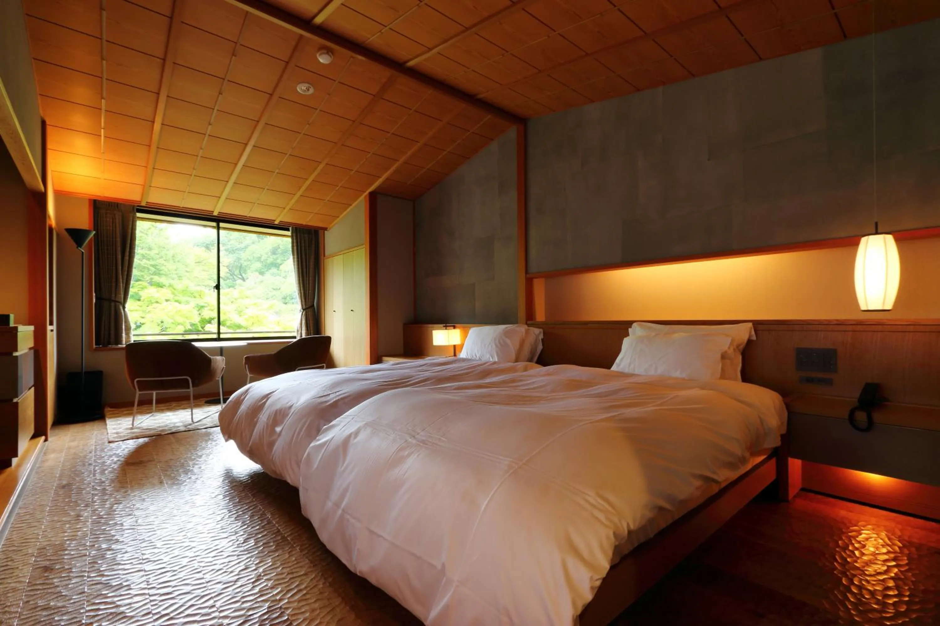 Photo of the whole room, Bed in Nanzenji sando KIKUSUI