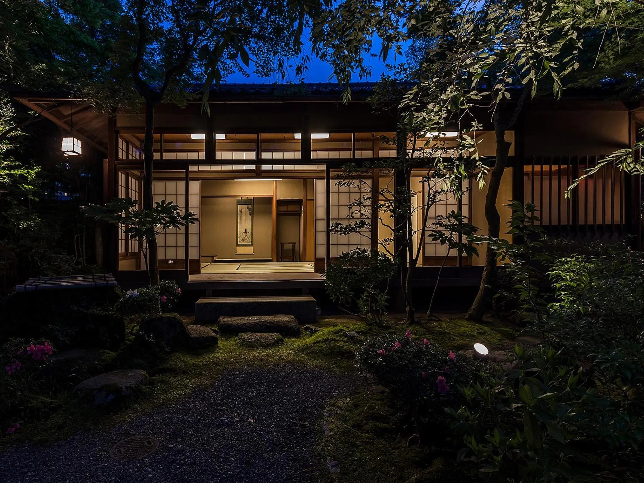 Garden in Nanzenji sando KIKUSUI