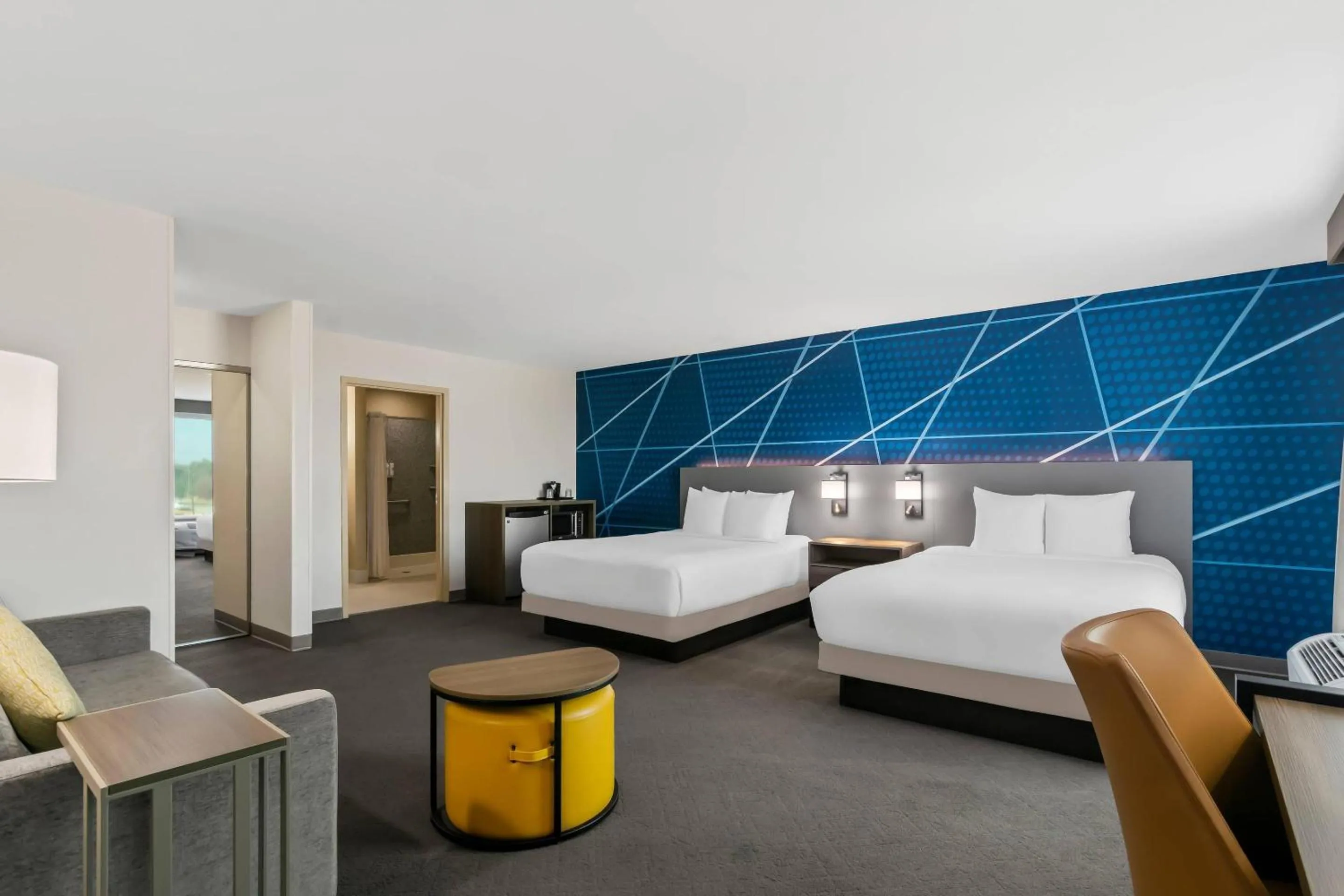 Bedroom, Bed in Comfort Suites Bentonville - Rogers