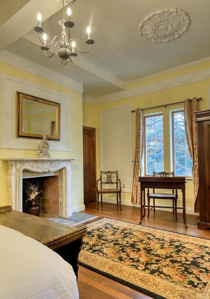 Living room in Wedmore Place