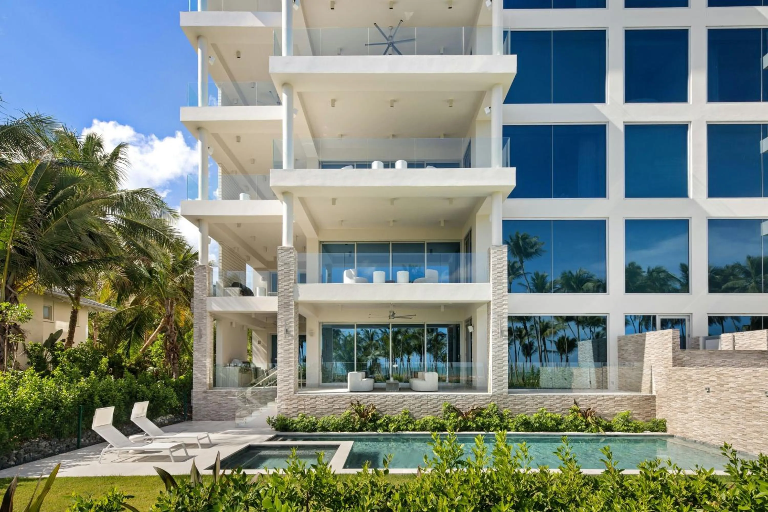 Swimming pool in St. Regis Bahia Beach Resort, Puerto Rico