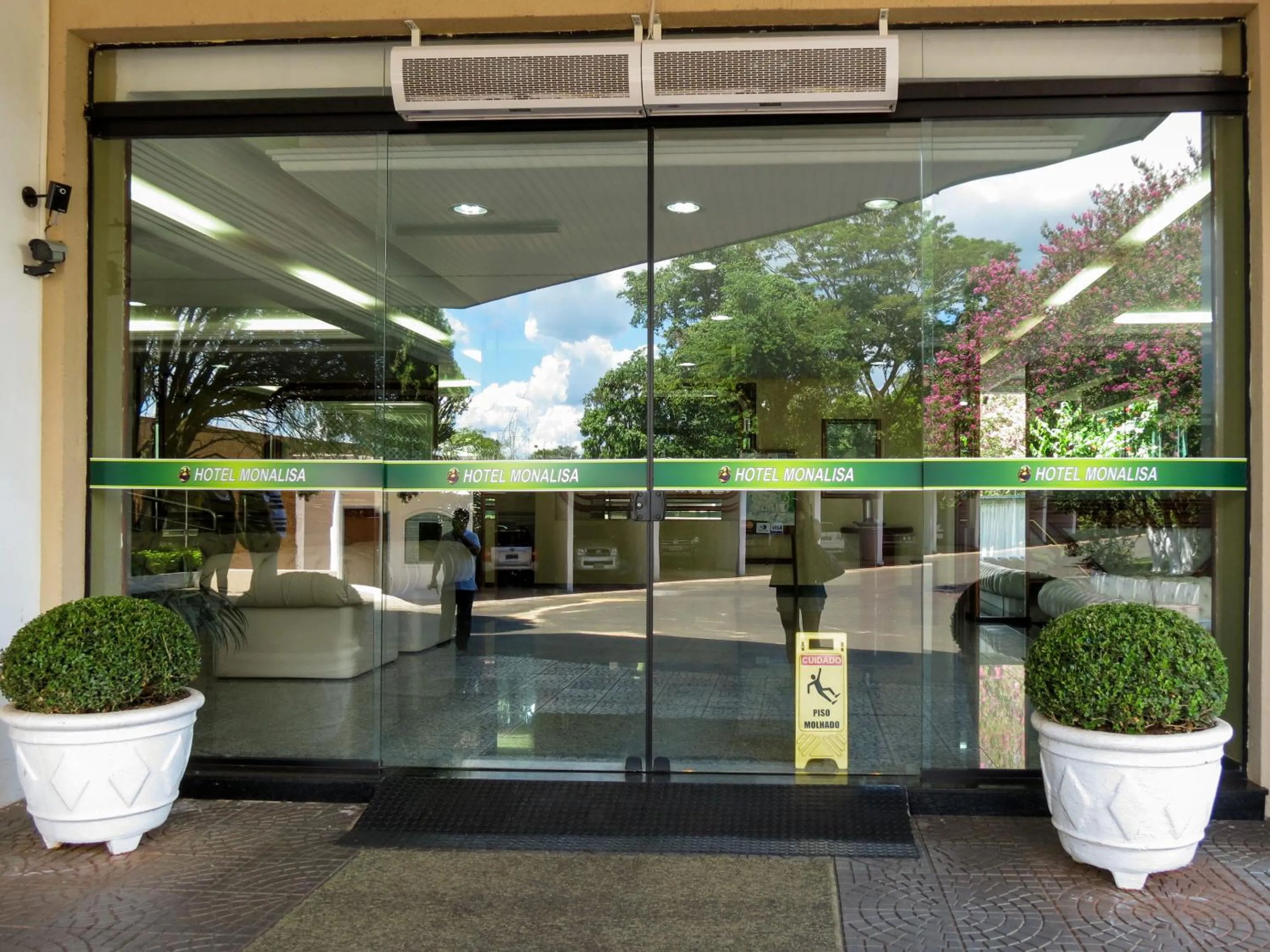 Facade/entrance in Hotel Monalisa