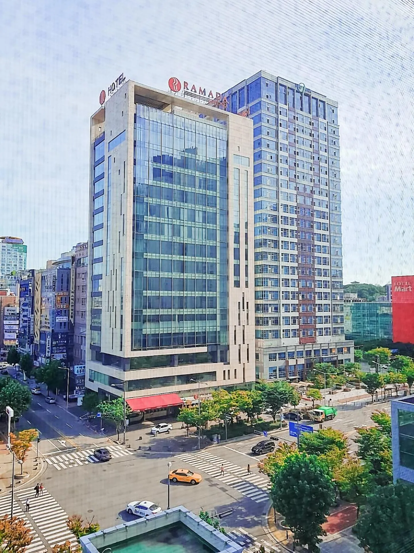 City view in BOLTON Hotel