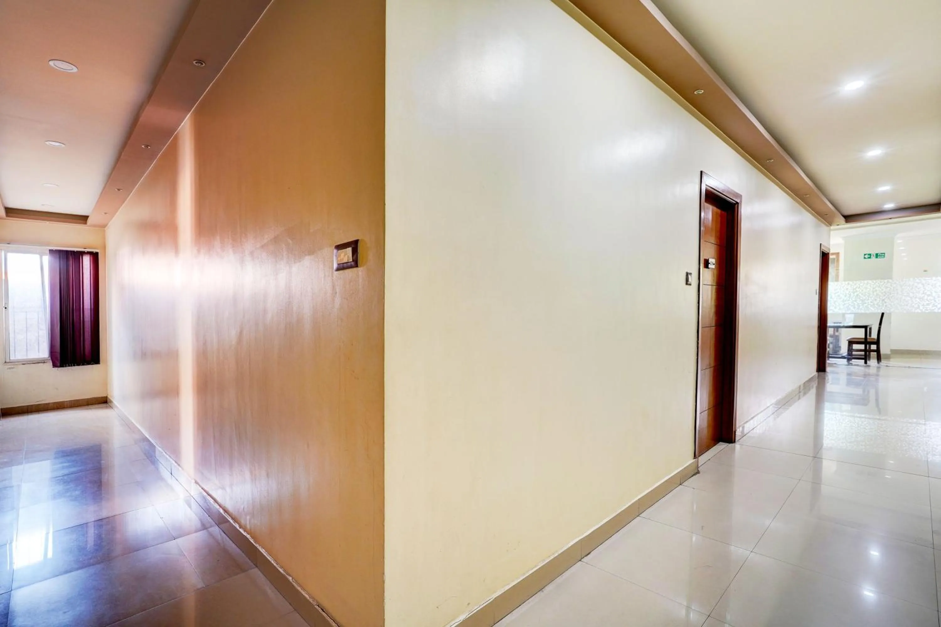 Lobby or reception in Super Townhouse MG Road Near Commercial Street