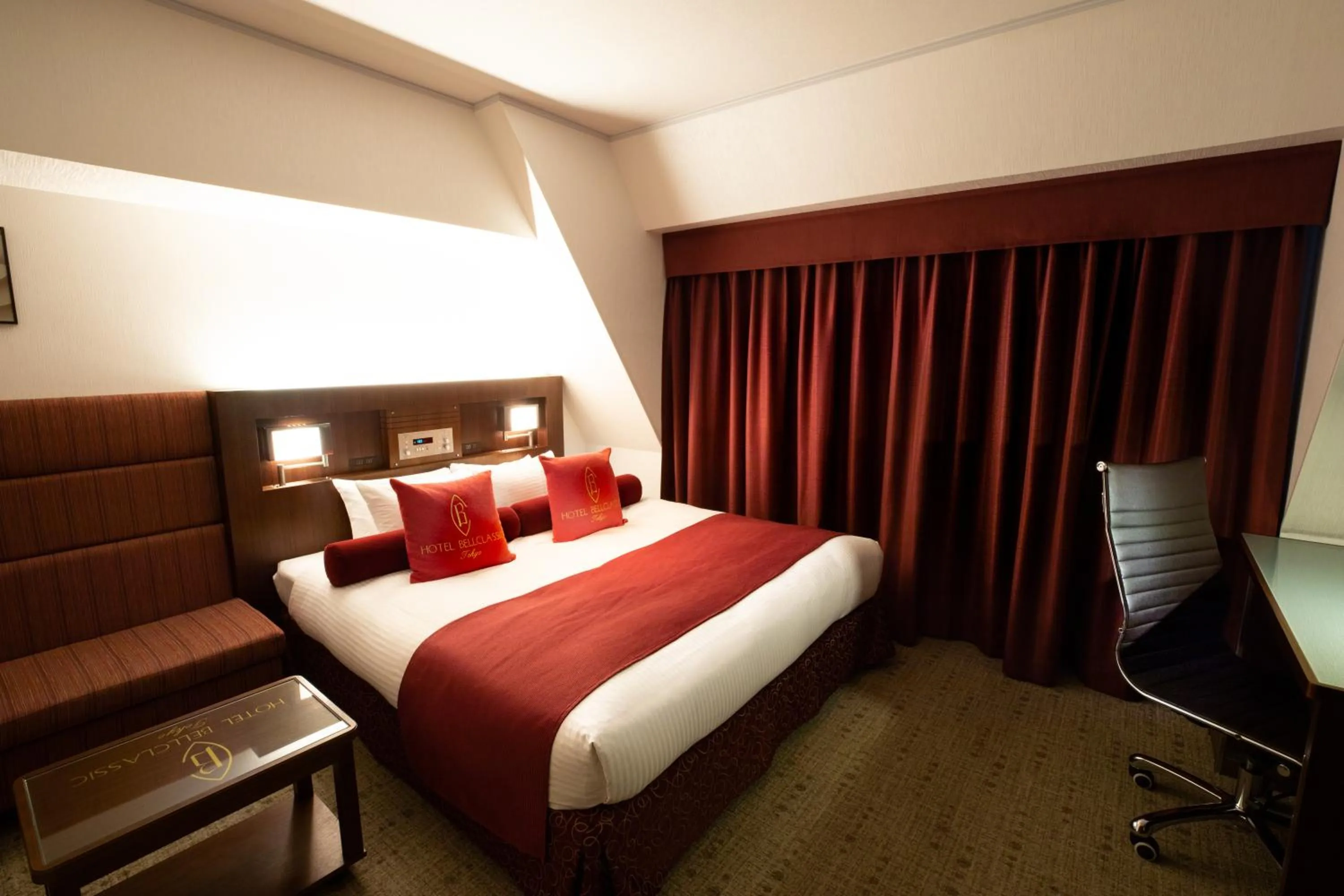 Bedroom, Bed in Hotel Bellclassic Tokyo