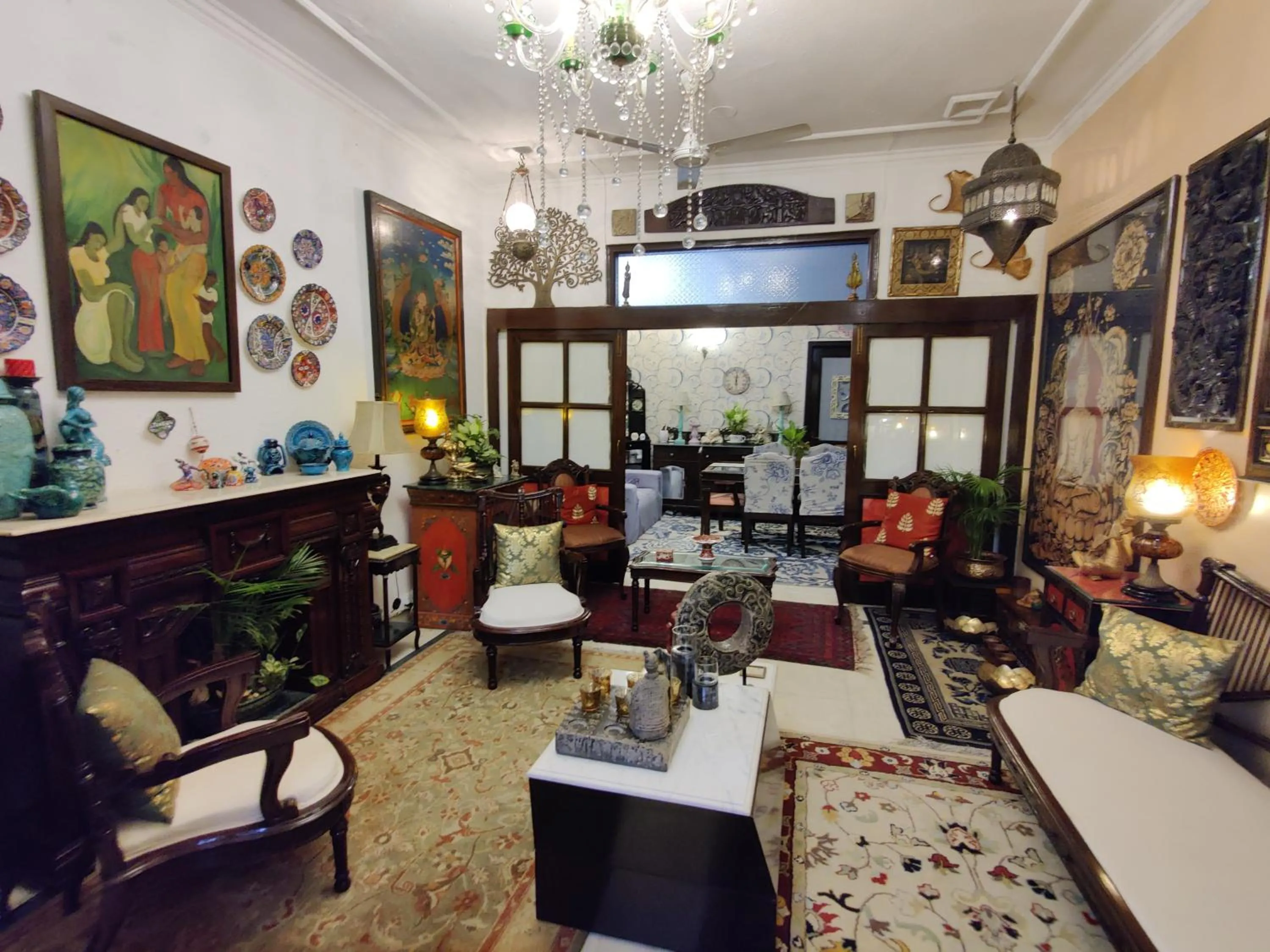 TV and multimedia in On The House - Bed and Breakfast