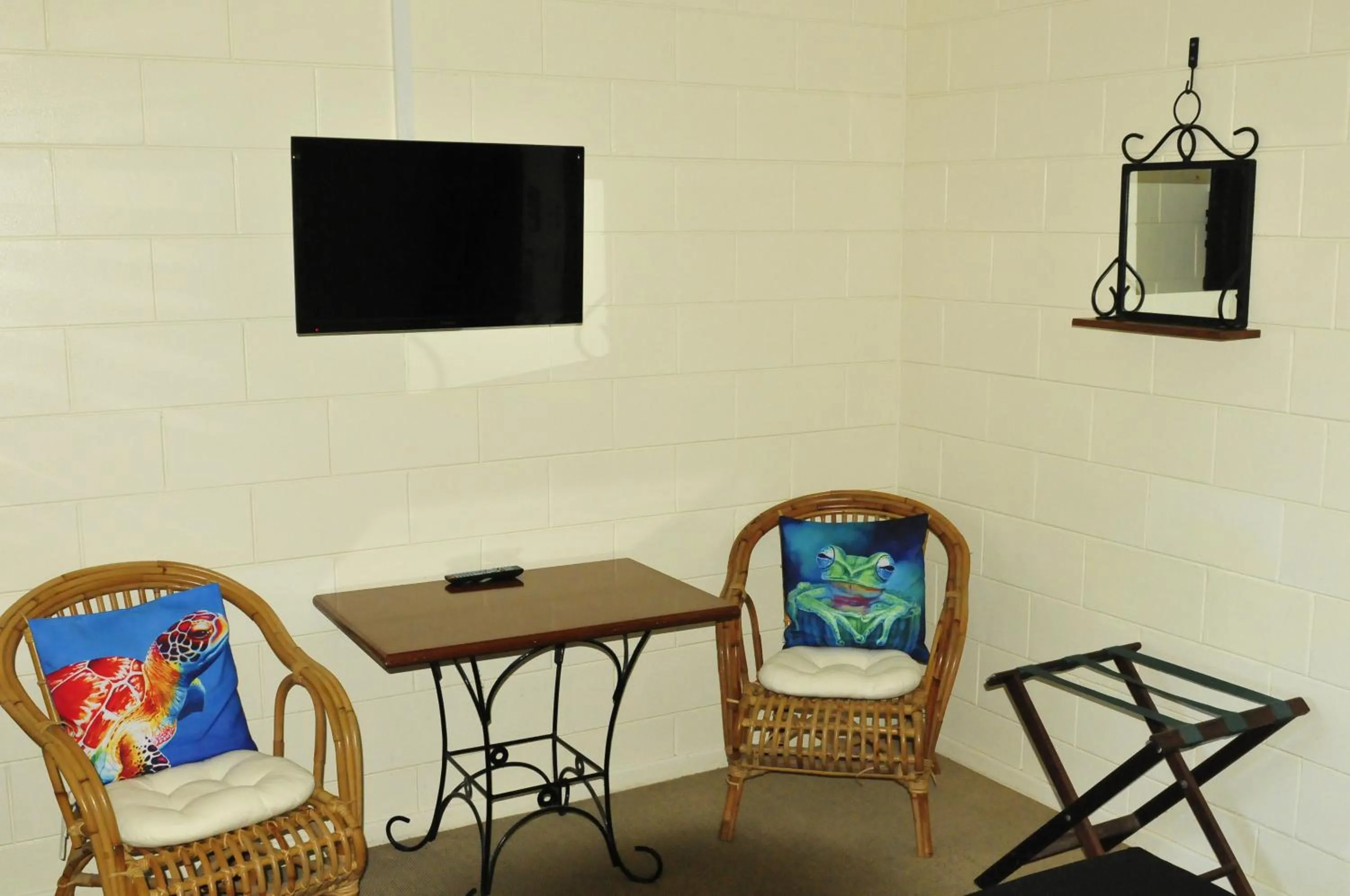 Decorative detail in Kookaburra Motel Yungaburra