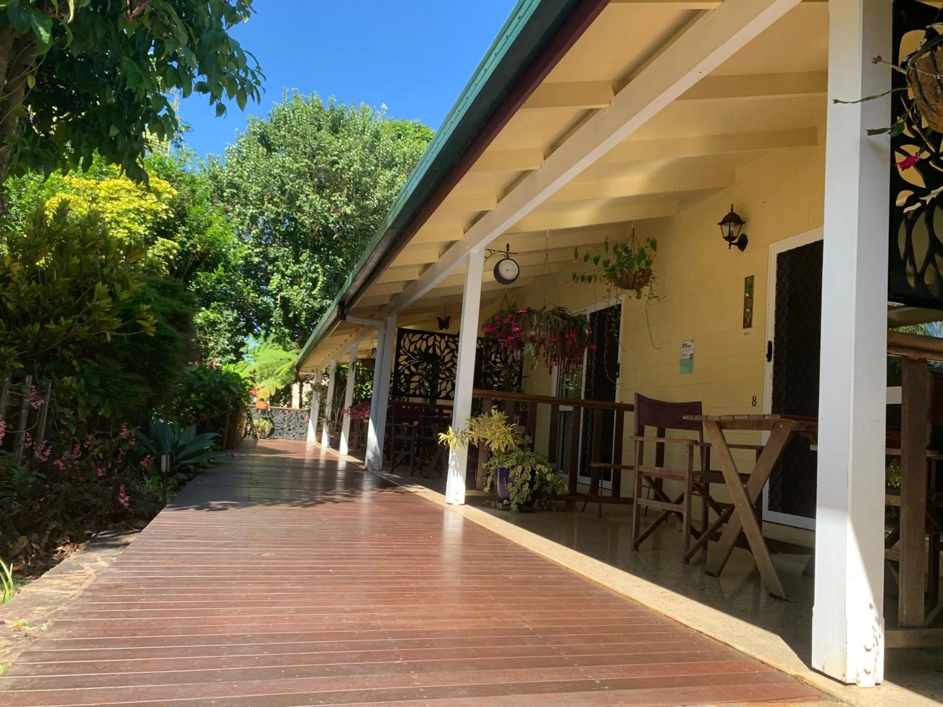 Patio in Kookaburra Motel Yungaburra