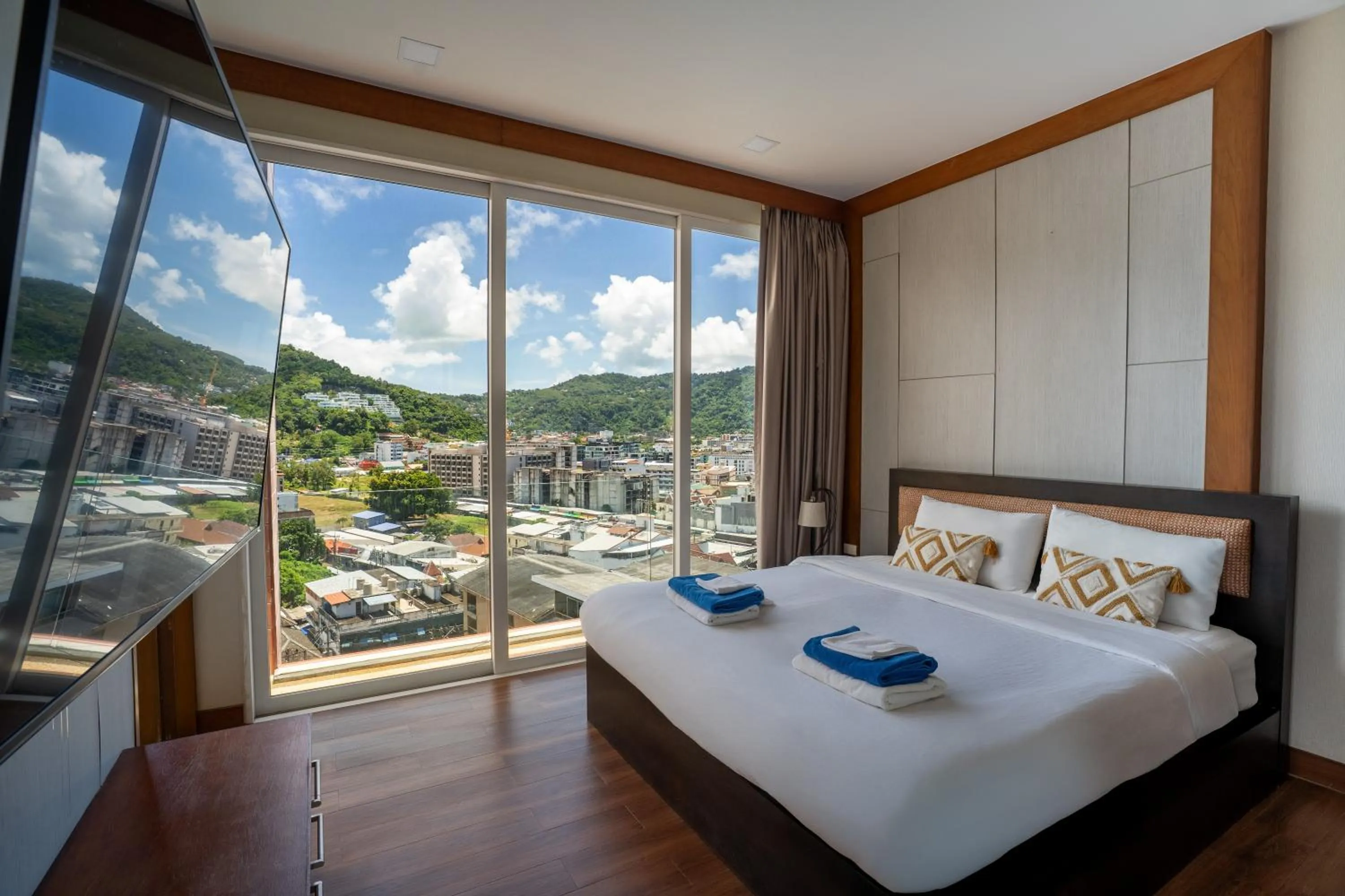 Bed in Q Kata Residence