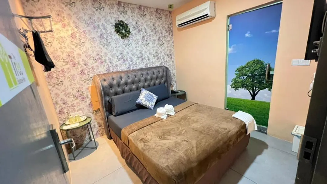 Bed in The Tree Boutique Hotel