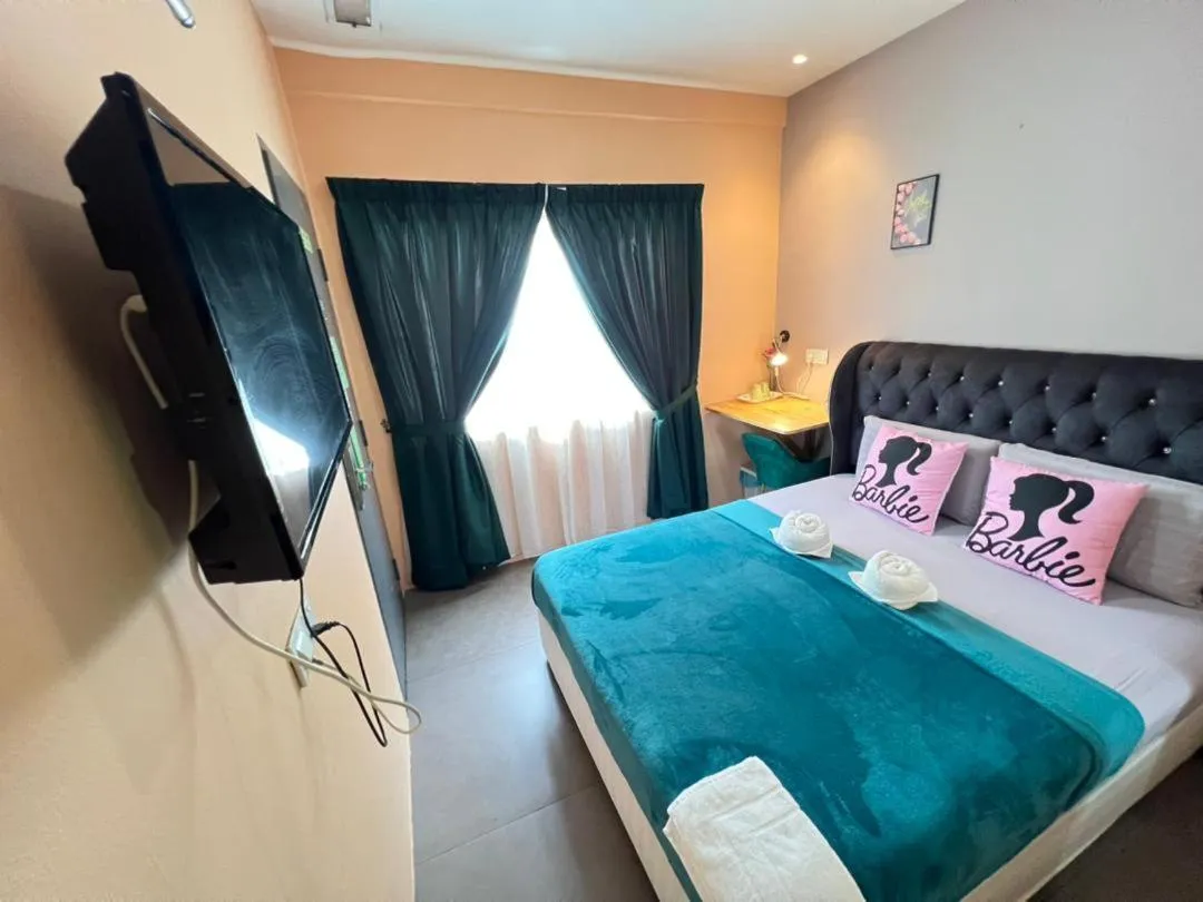 Bed in The Tree Boutique Hotel