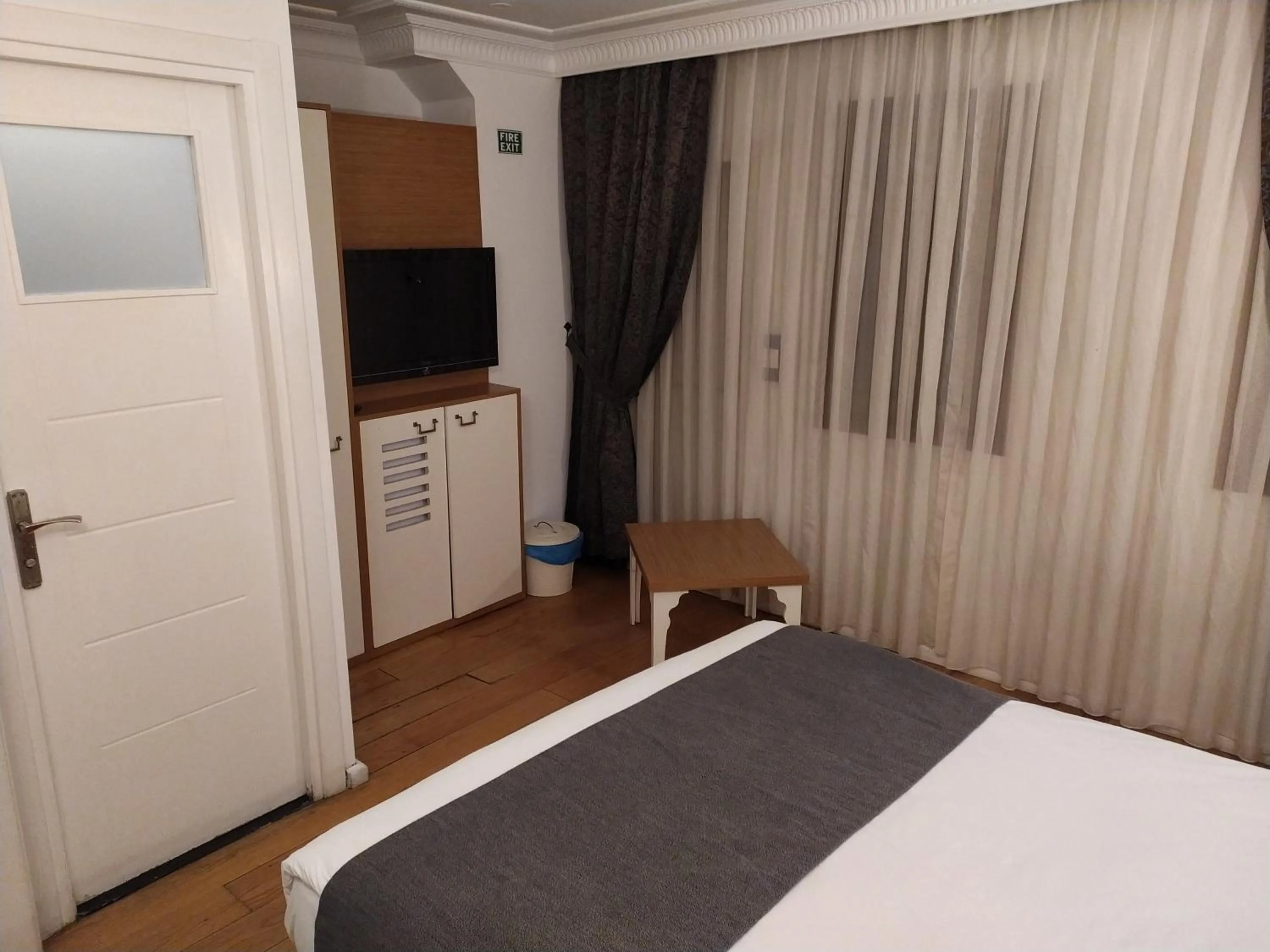 Bedroom in Jakaranda Hotel