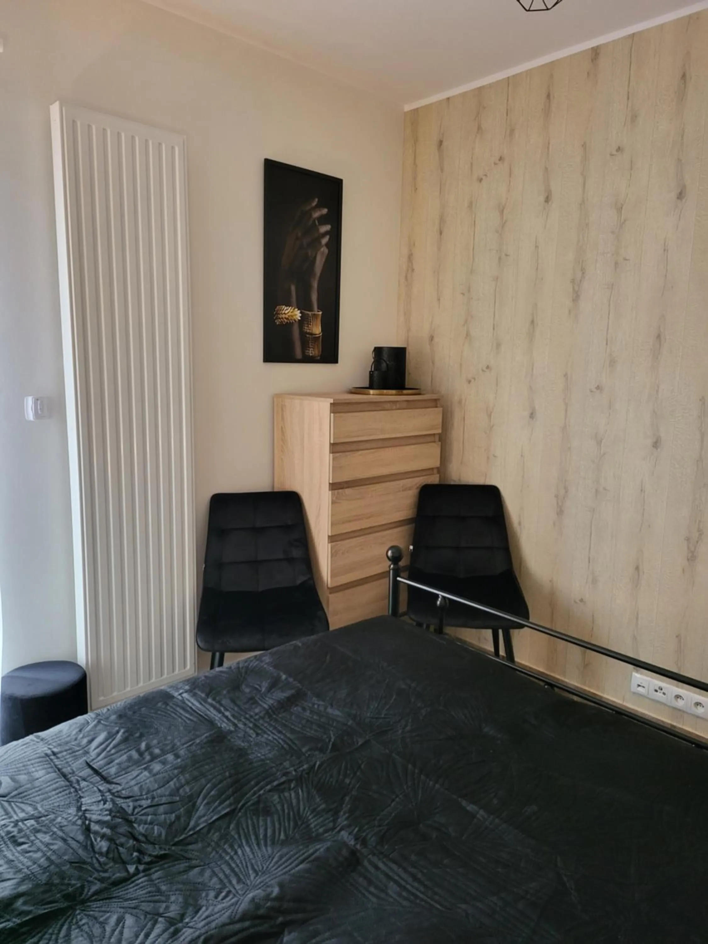 Seating area, Bed in Moon Hostel Poznań