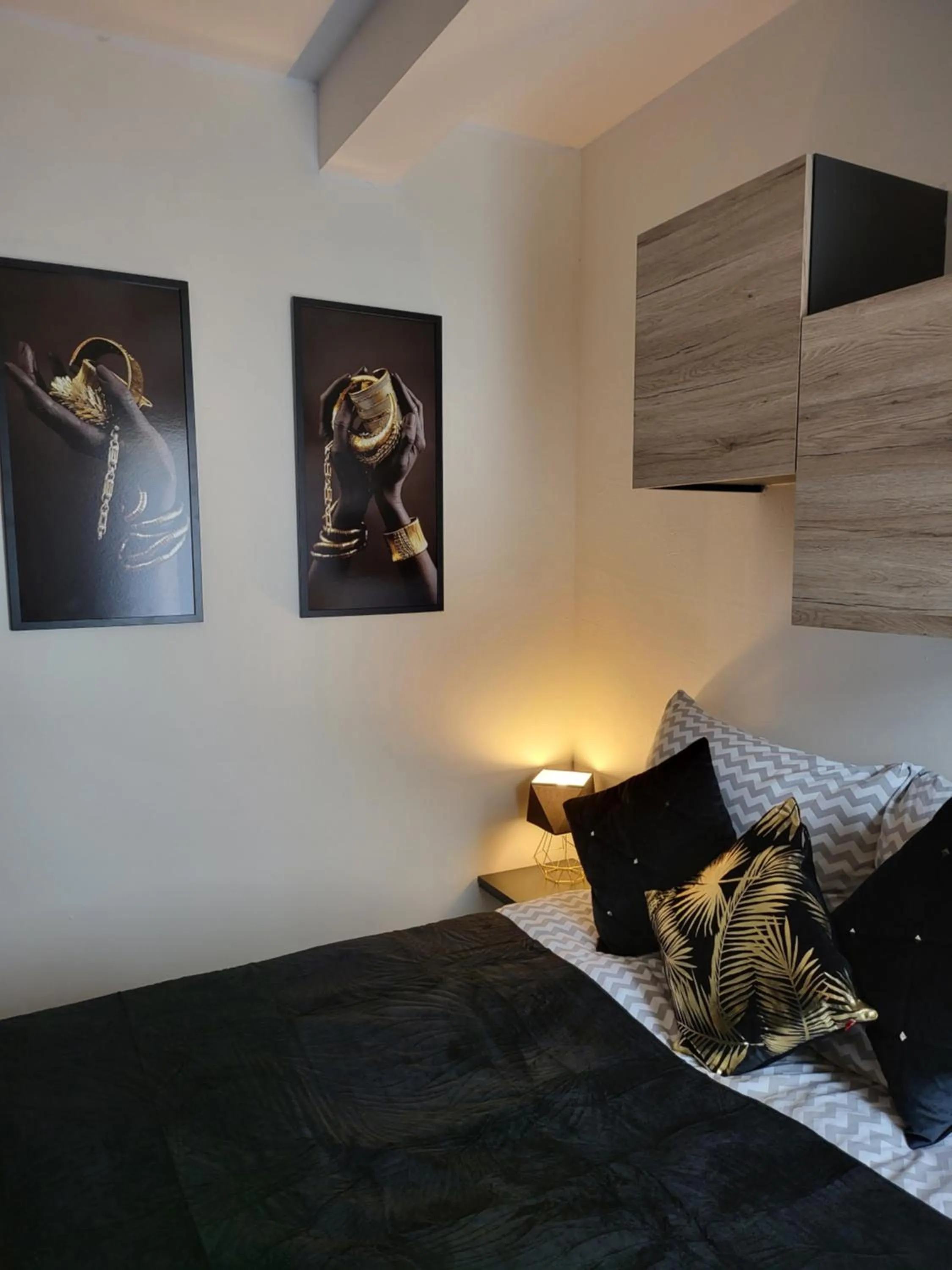 Bed in Moon Hostel Poznań