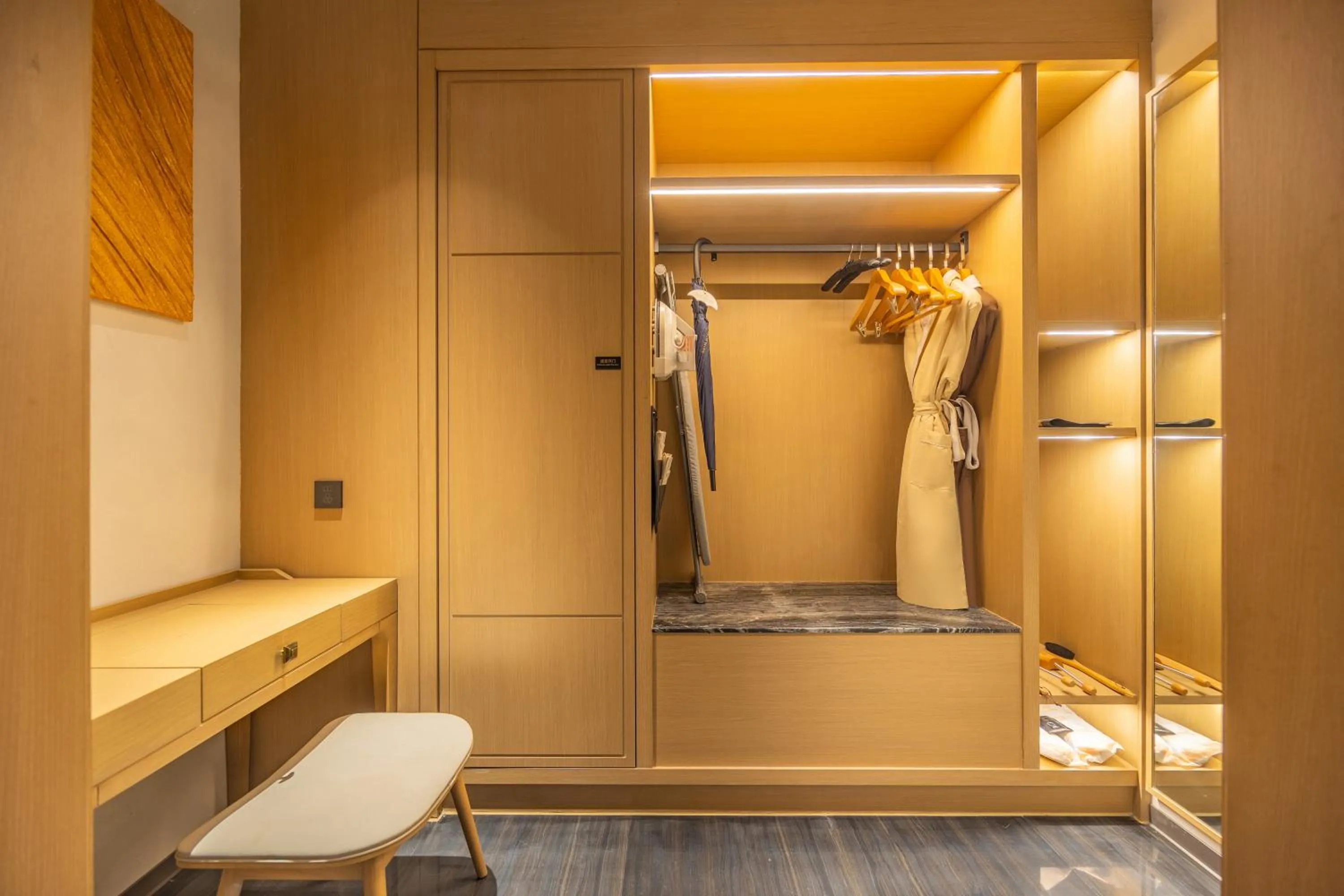 Property building in Deyang Hamring Hotel