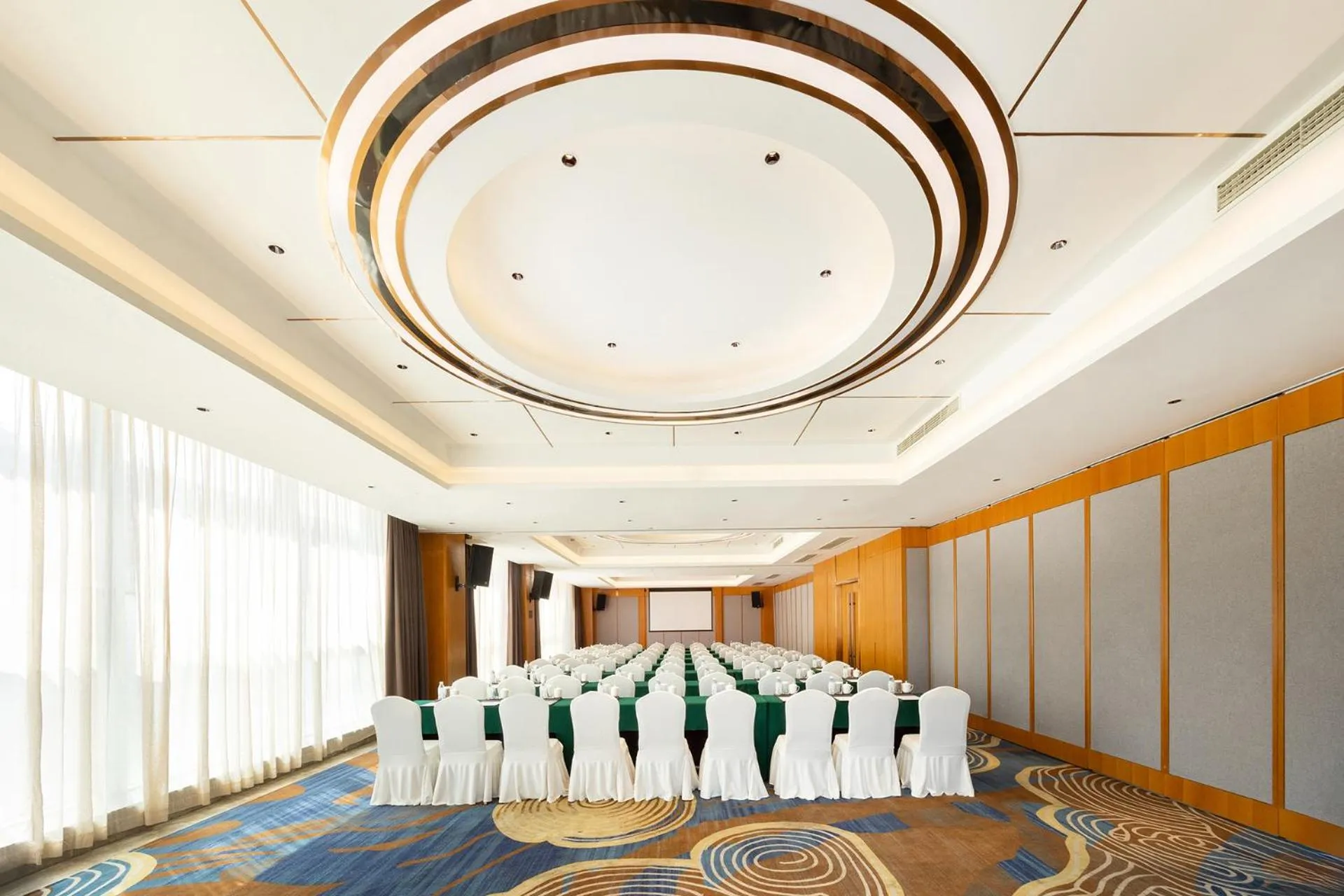 Meeting/conference room in Deyang Hamring Hotel
