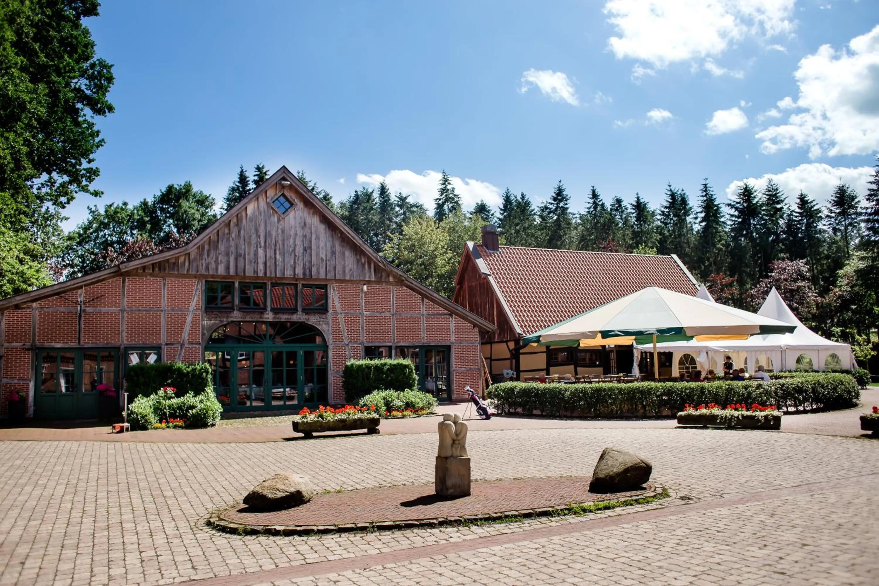 Property building in Golfpark Gut Düneburg
