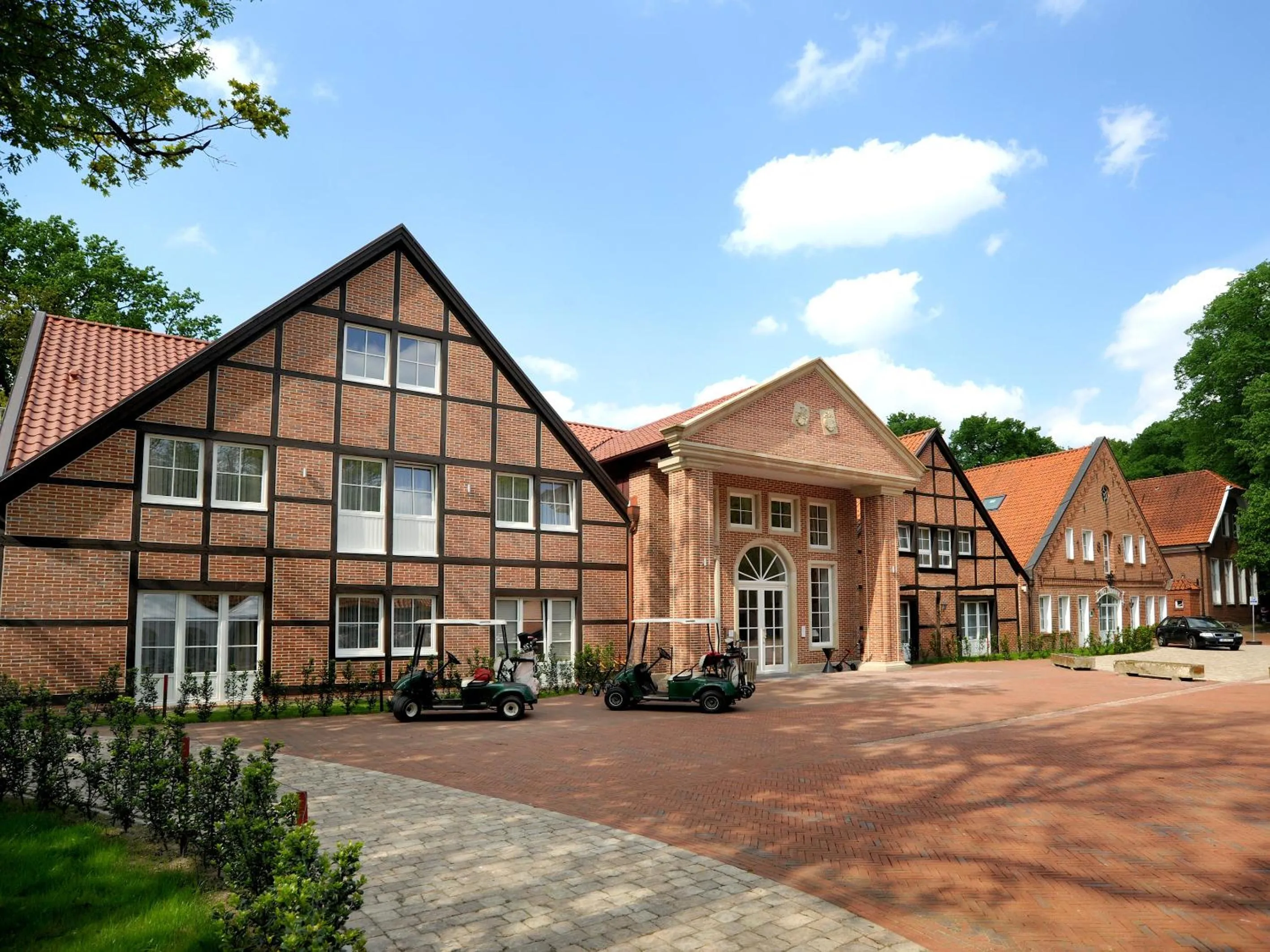 Property building in Golfpark Gut Düneburg