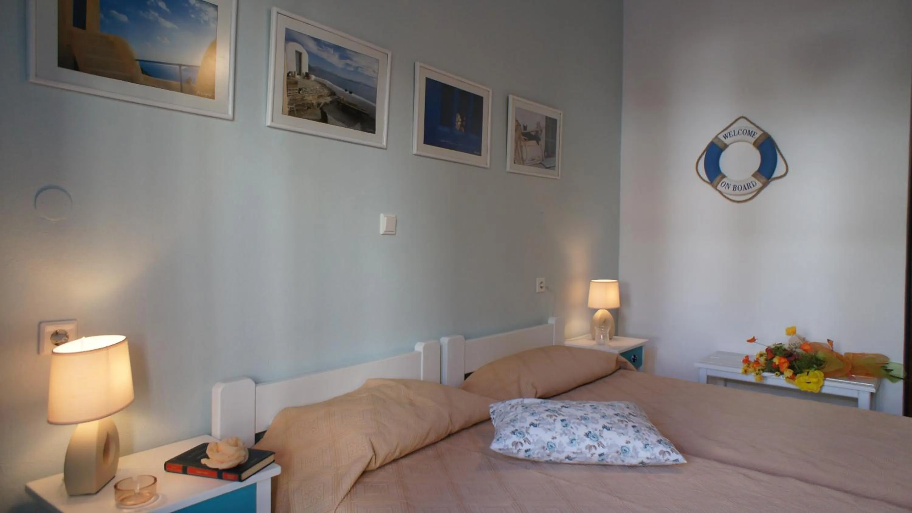 Decorative detail, Bed in Idi