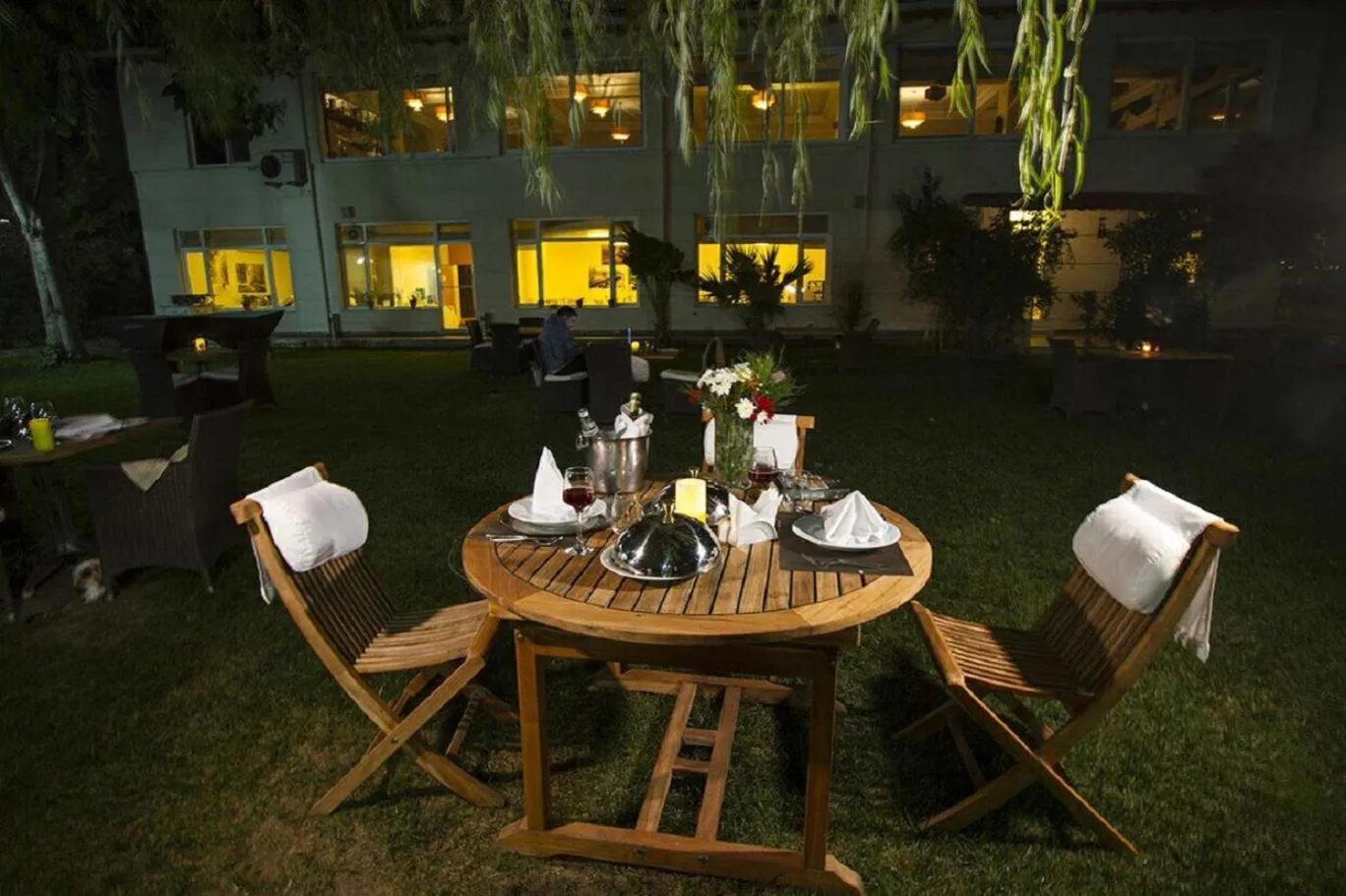 Night in Hotel Simsek