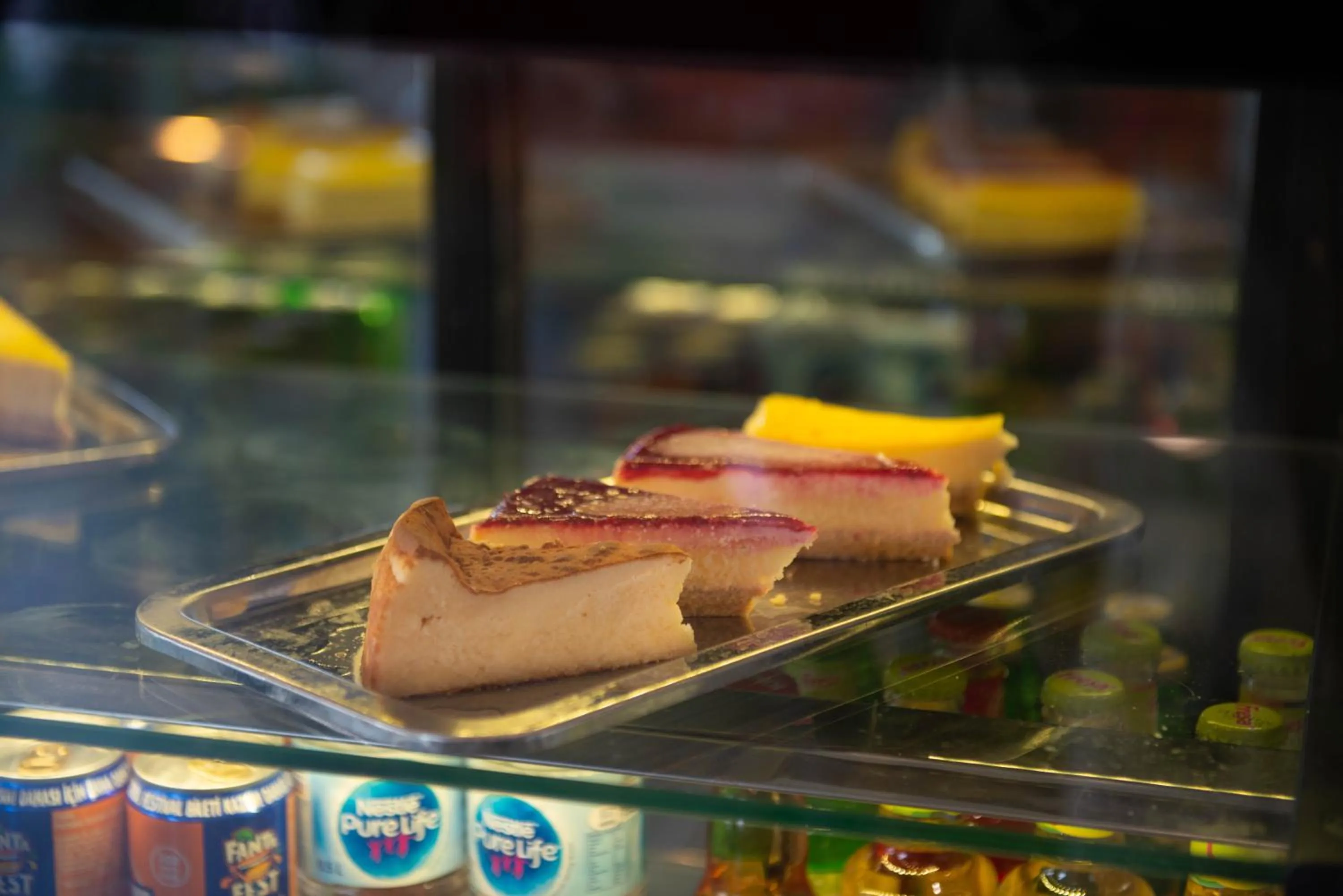 Food and drinks in Hotel Simsek