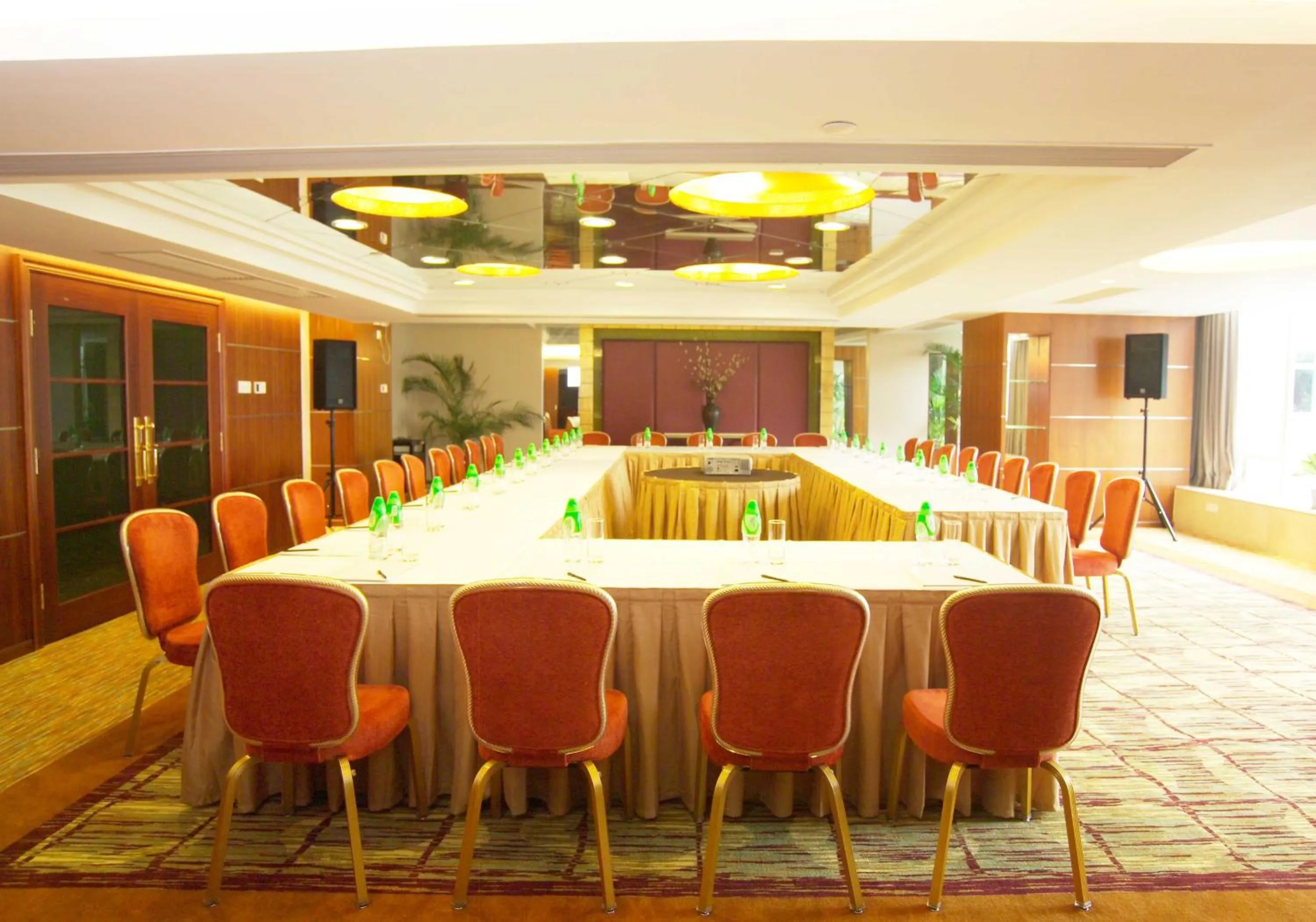 Meeting/conference room in The Royal Marina Plaza Hotel Guangzhou