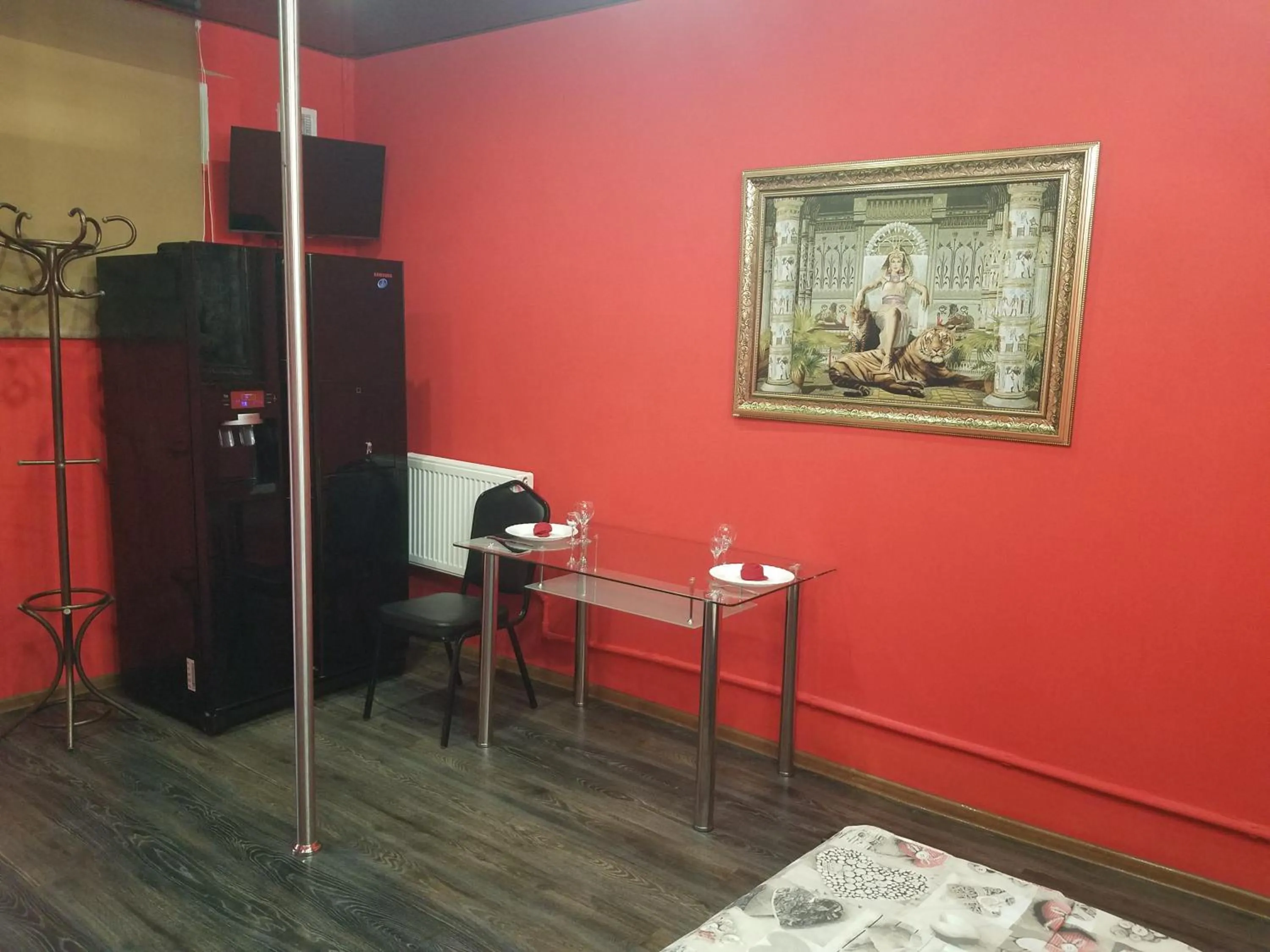 Like Home Hostel & TOURS