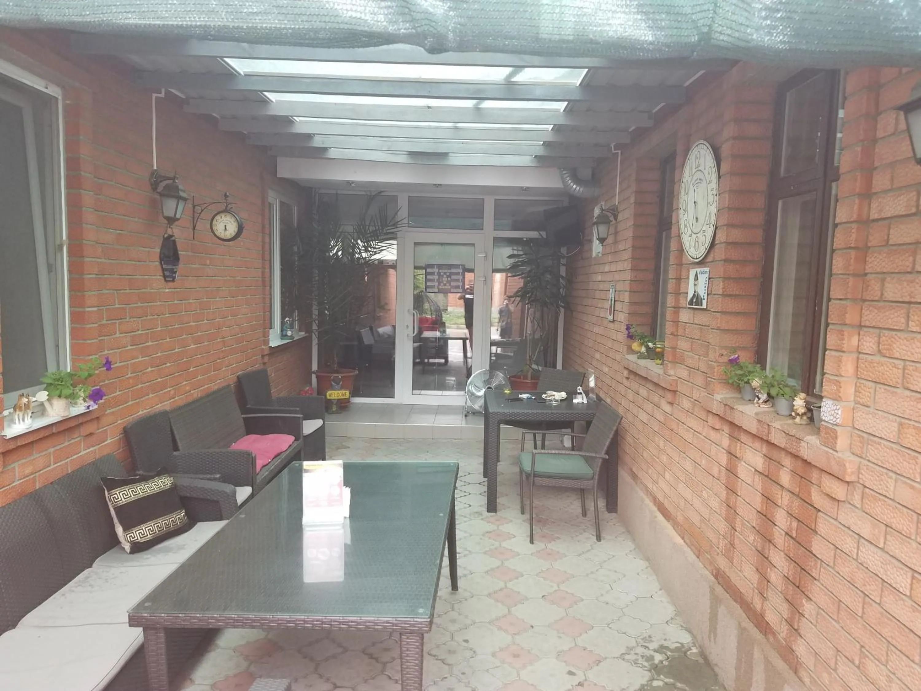 Like Home Hostel & TOURS