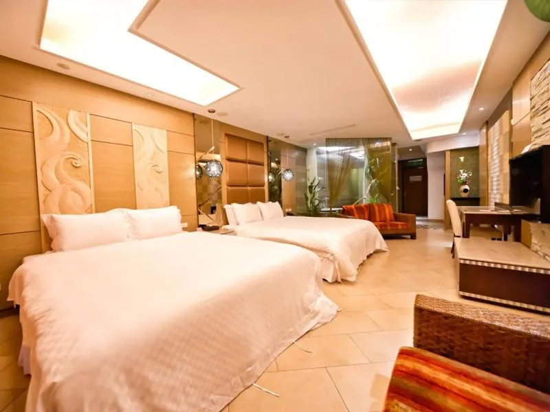 bunk bed, Bed in White House Hot Spring Beach Resort