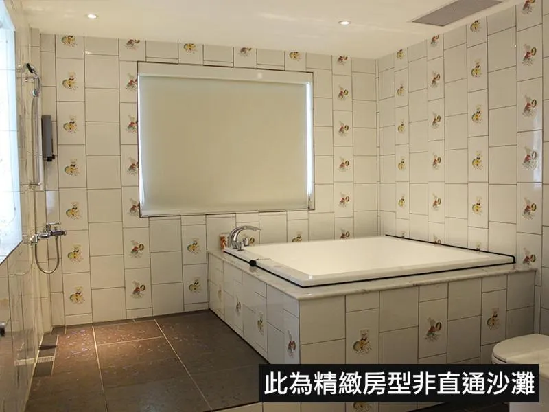 White House Hot Spring Beach Resort