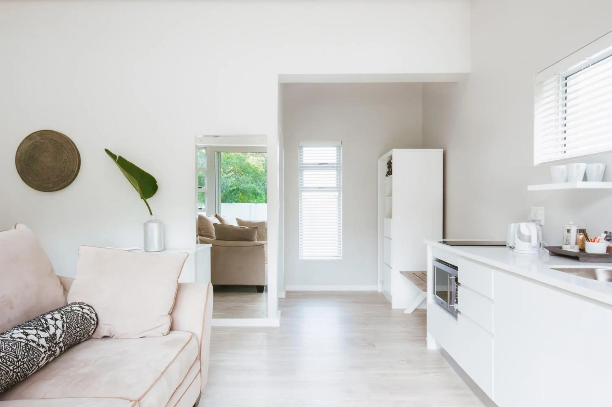 Coffee/tea facilities in A Riverbed Guesthouse