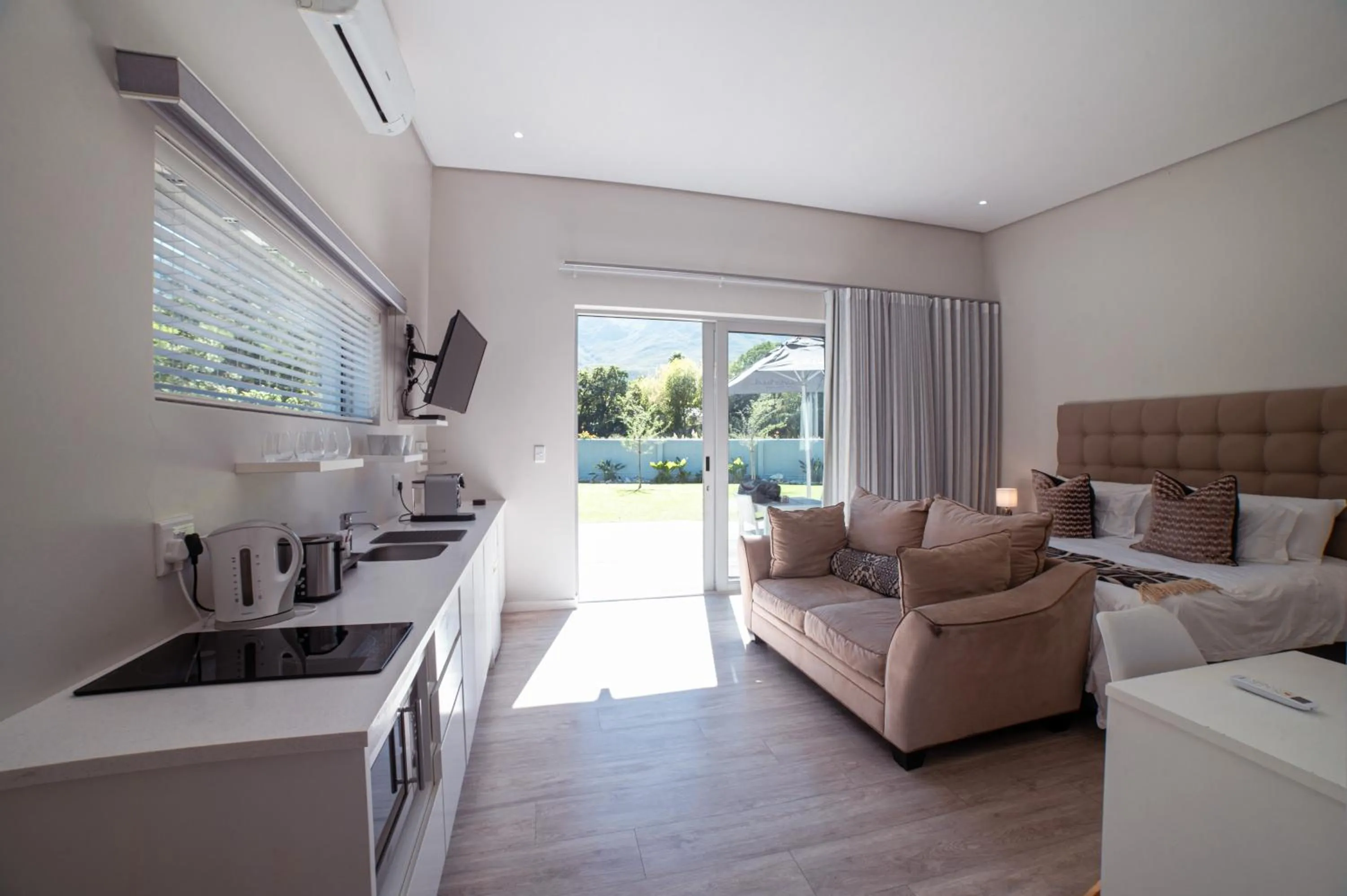 Mountain view in A Riverbed Guesthouse