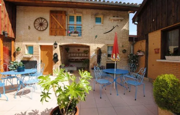 Property building in Le pigeonnier