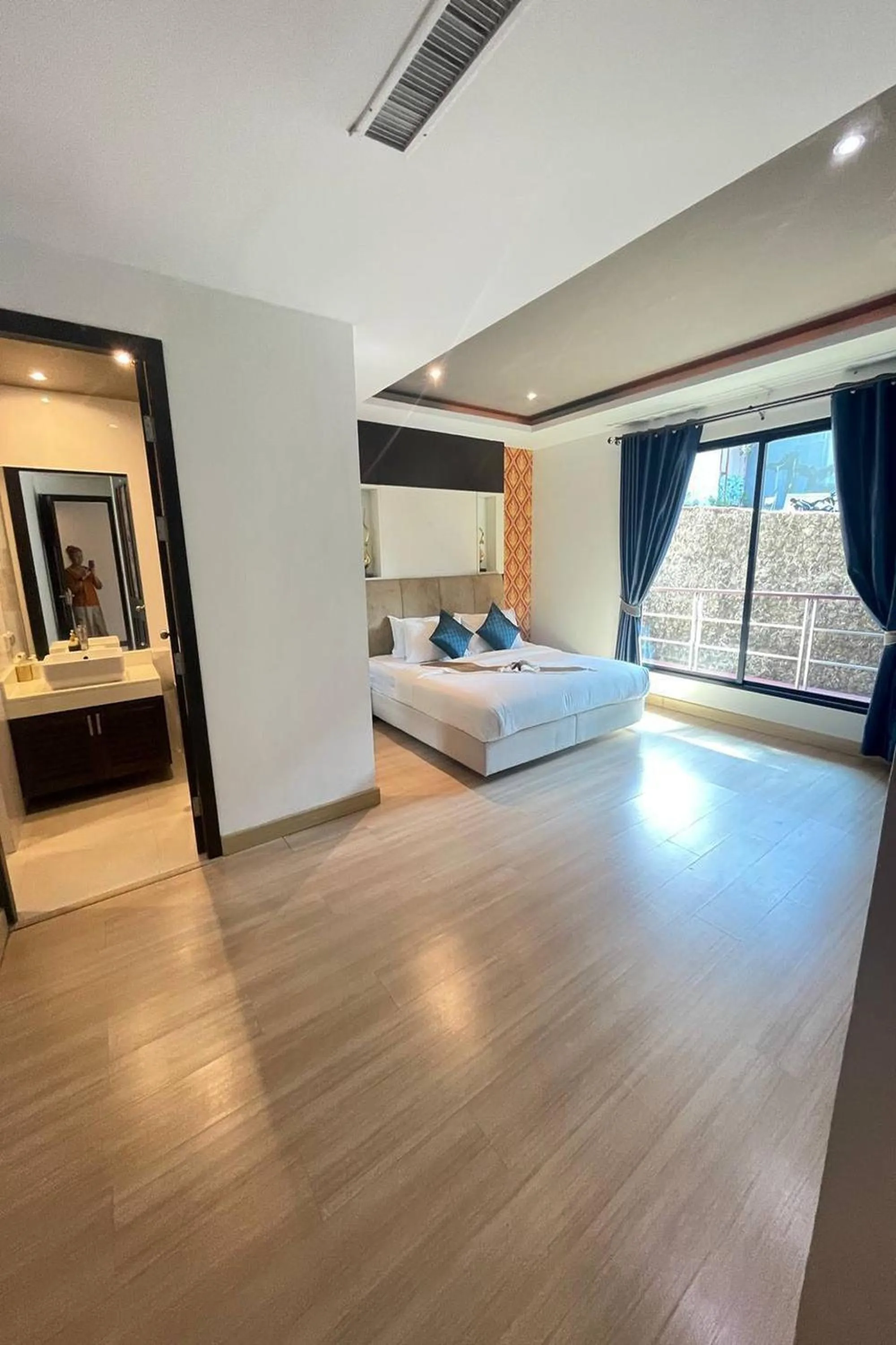 Bedroom, Bed in Kamala Villa Hill