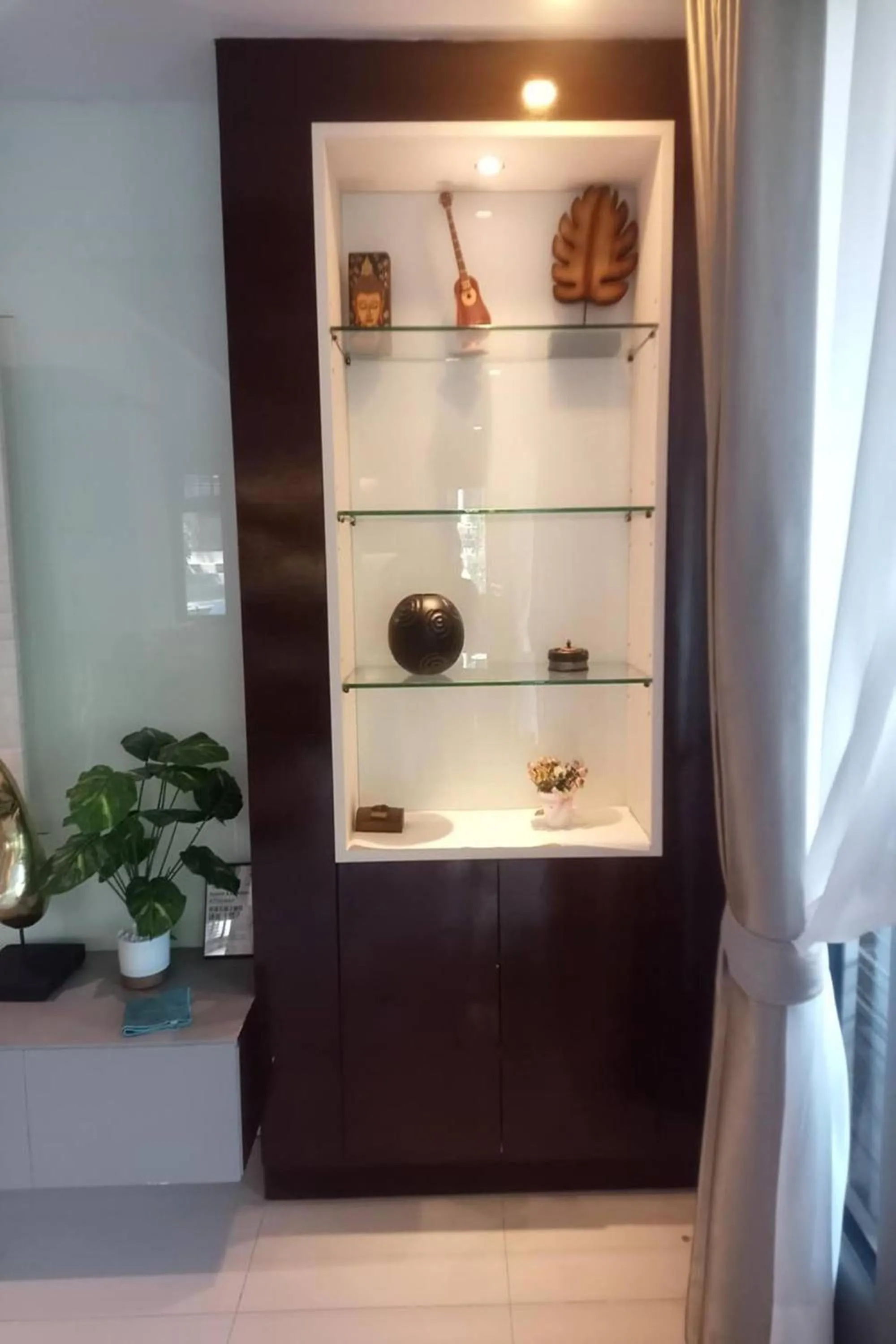 Decorative detail in Kamala Villa Hill