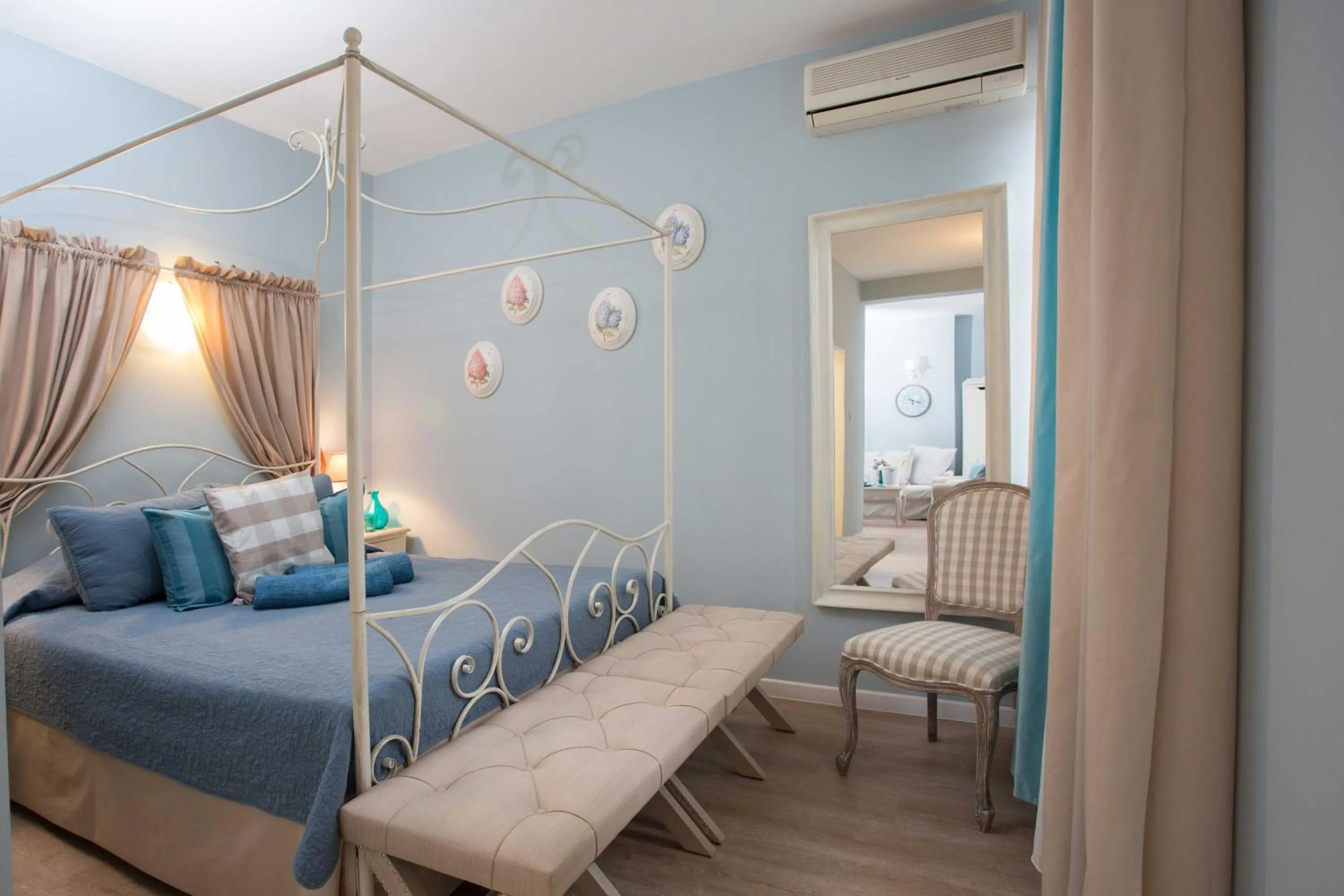 Bed in Family hotel The Castle