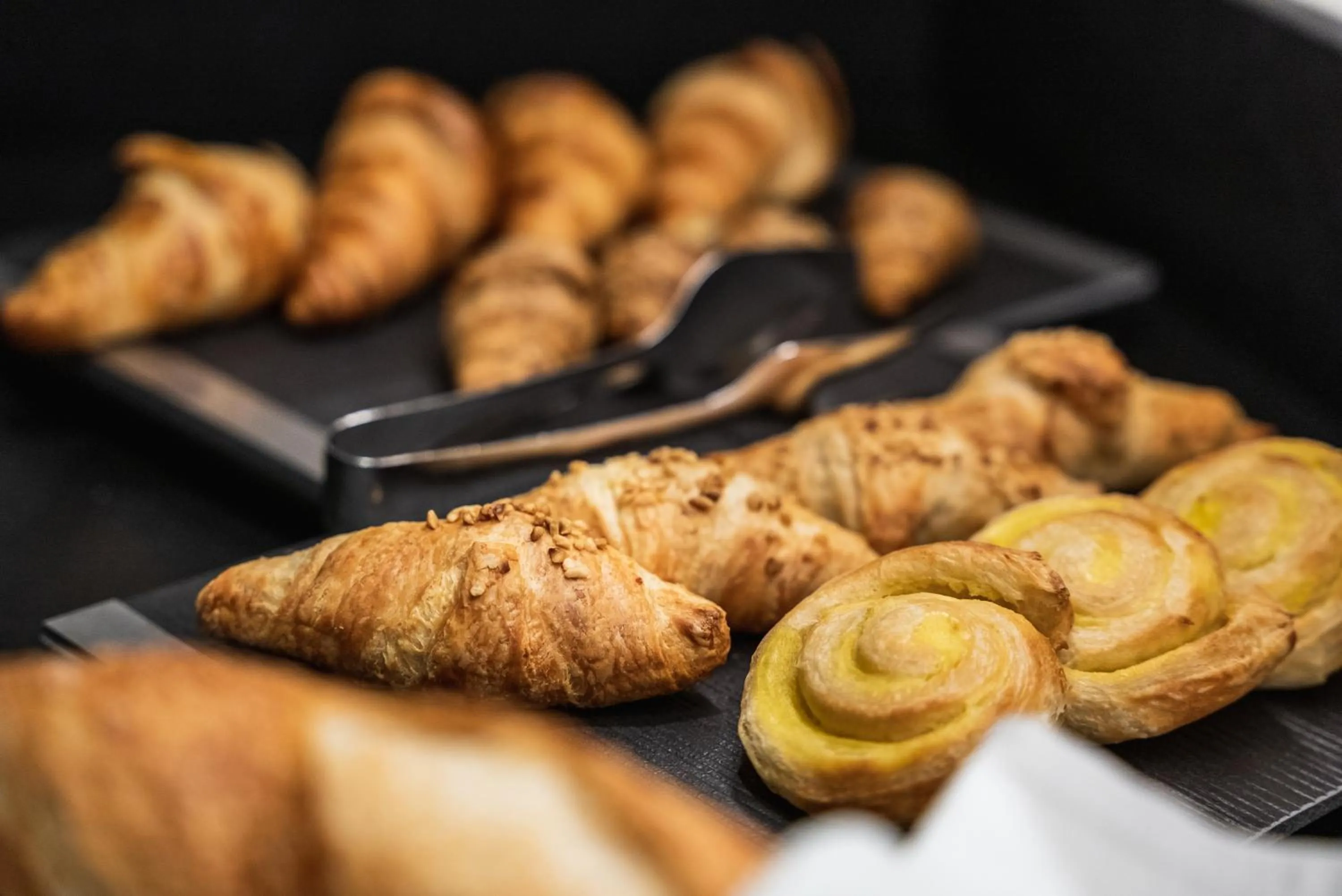 Breakfast in La Cort My Dollhouse - Adults Only